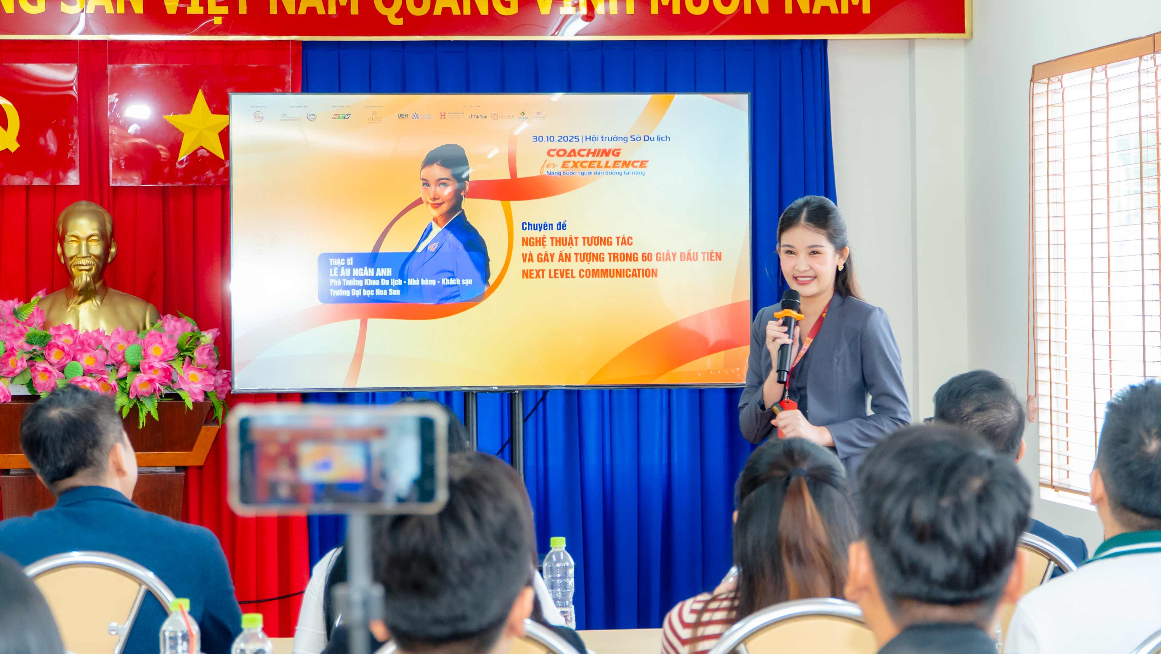 Chuyên đề nghệ thuật tương tác và gây ấn tượng trong 60 giây đầu tiên - Next Level Communication