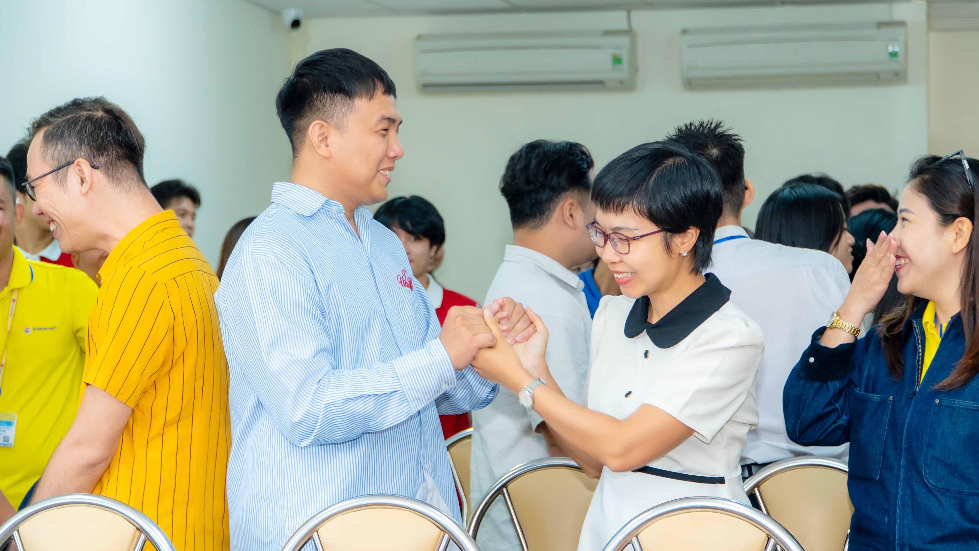 Chuyên đề nghệ thuật tương tác và gây ấn tượng trong 60 giây đầu tiên - Next Level Communication