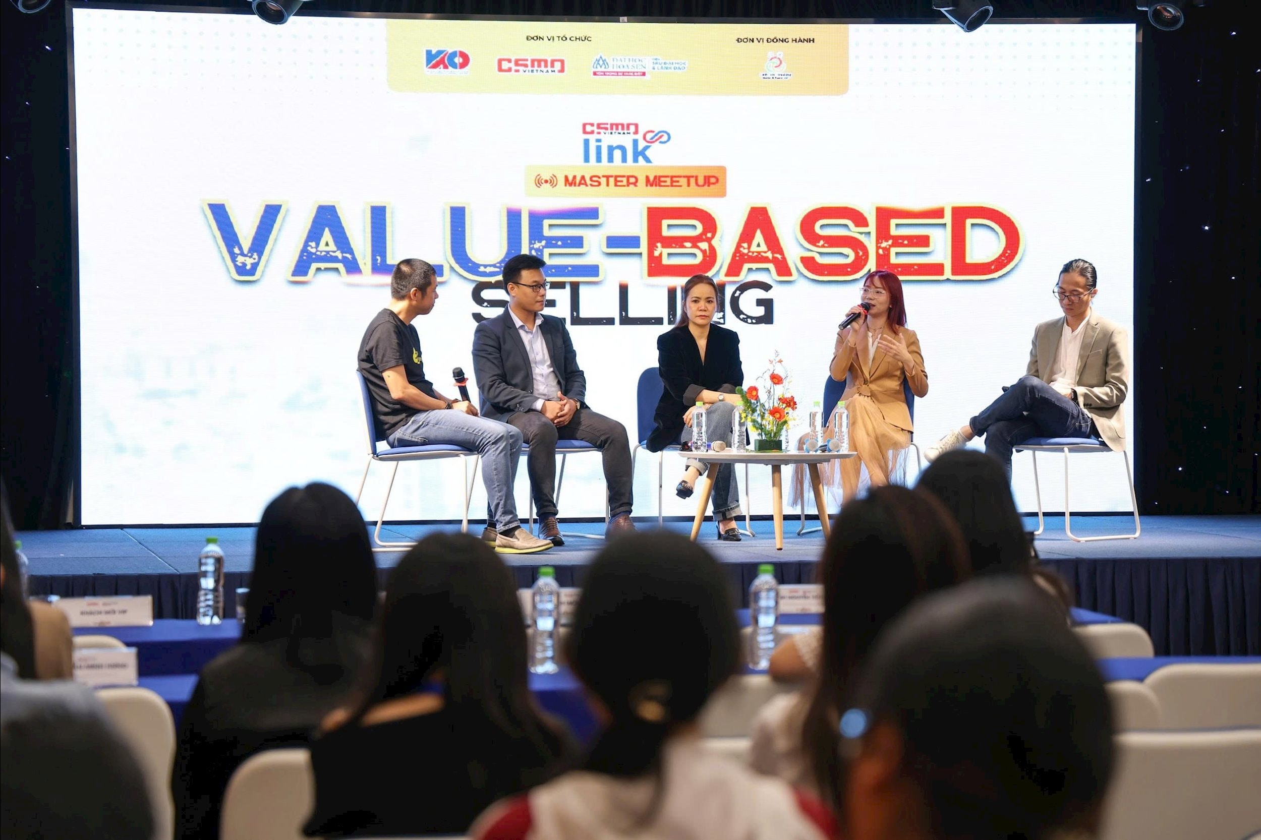 Quản trị Kinh doanh – Hành trình kiến tạo nhà lãnh đạo tương lai