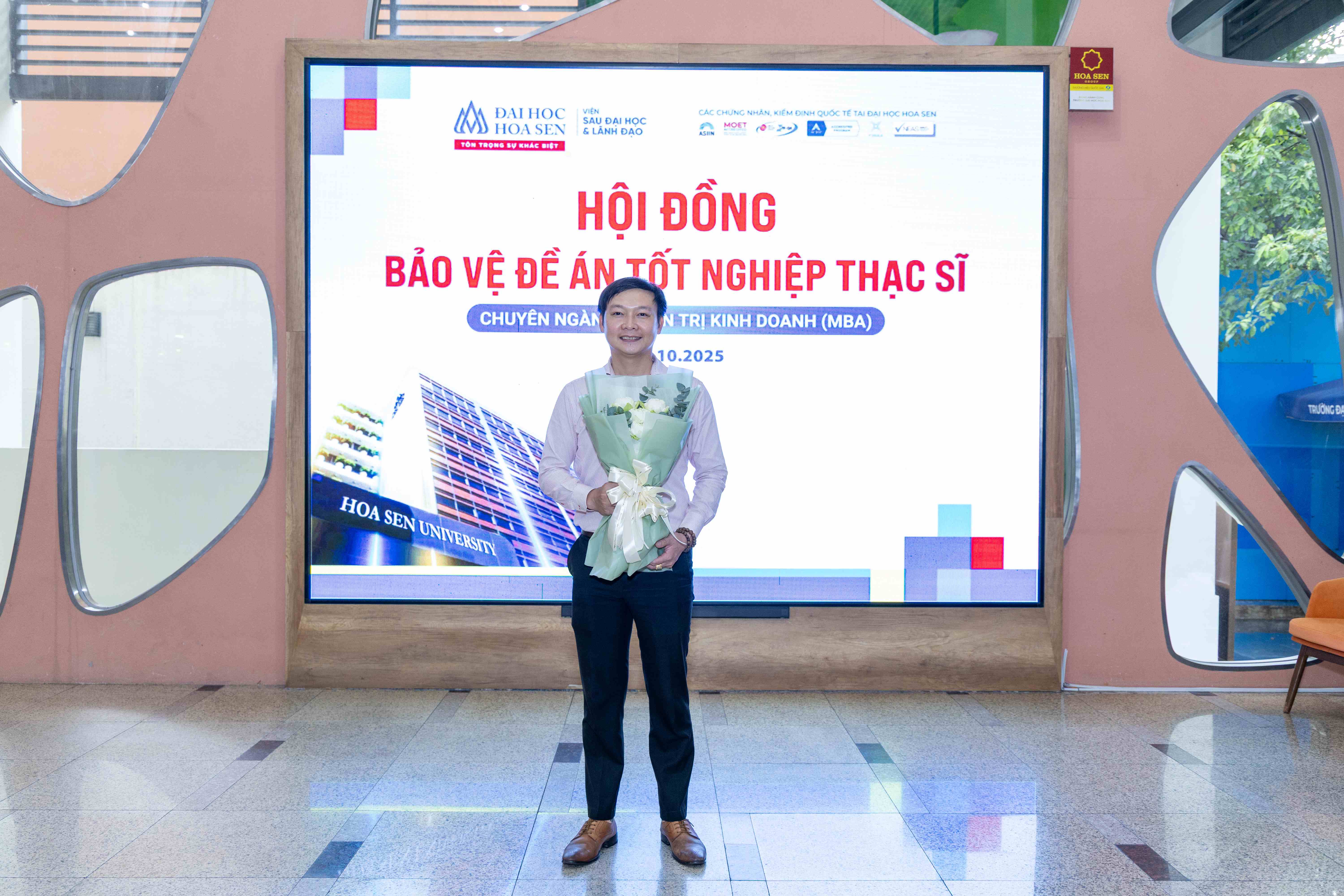 Học viên MBA Đại học Hoa Sen bảo vệ đề án tốt nghiệp Thạc sĩ