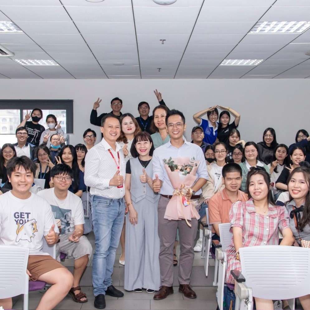 Hiểu con người – Kết nối thế giới với Khoa Ngôn ngữ – Tâm lý