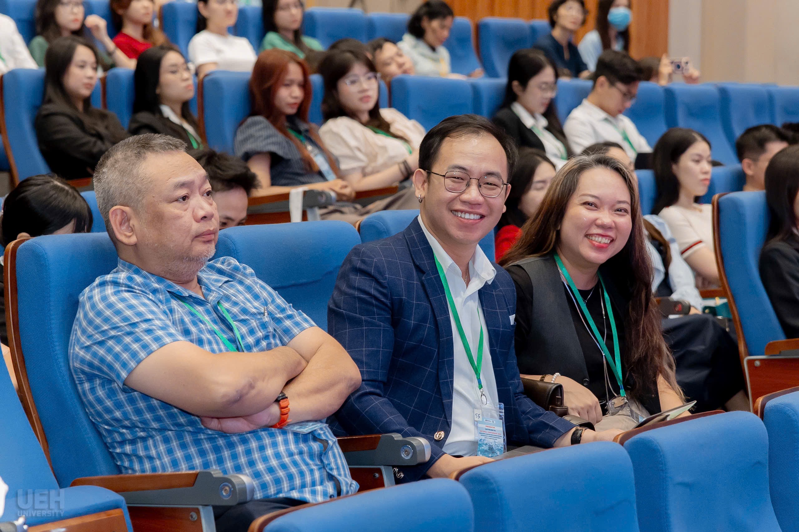 Sinh viên khoa Ngôn ngữ- Tâm lý HSU tham gia Hội thảo quốc gia 2025