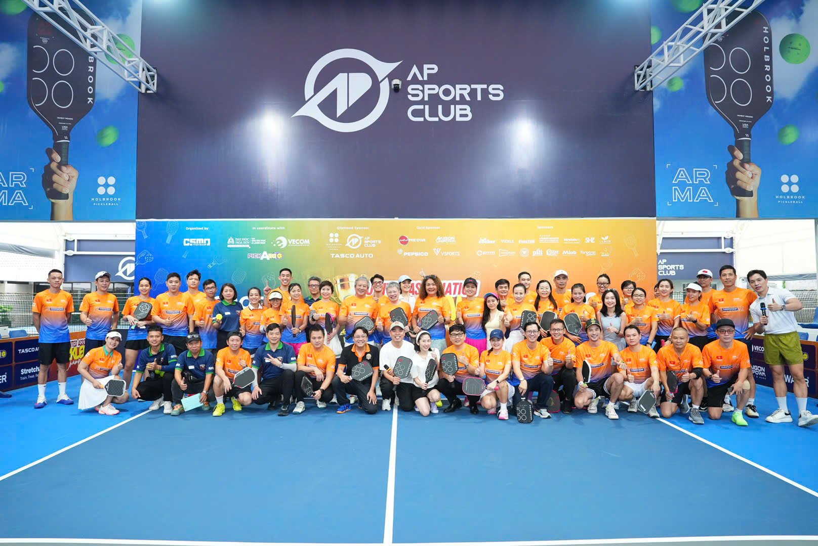 Viện Sau đại học & Lãnh đạo HSU tham gia Ngày hội Pickleball UAP 2025