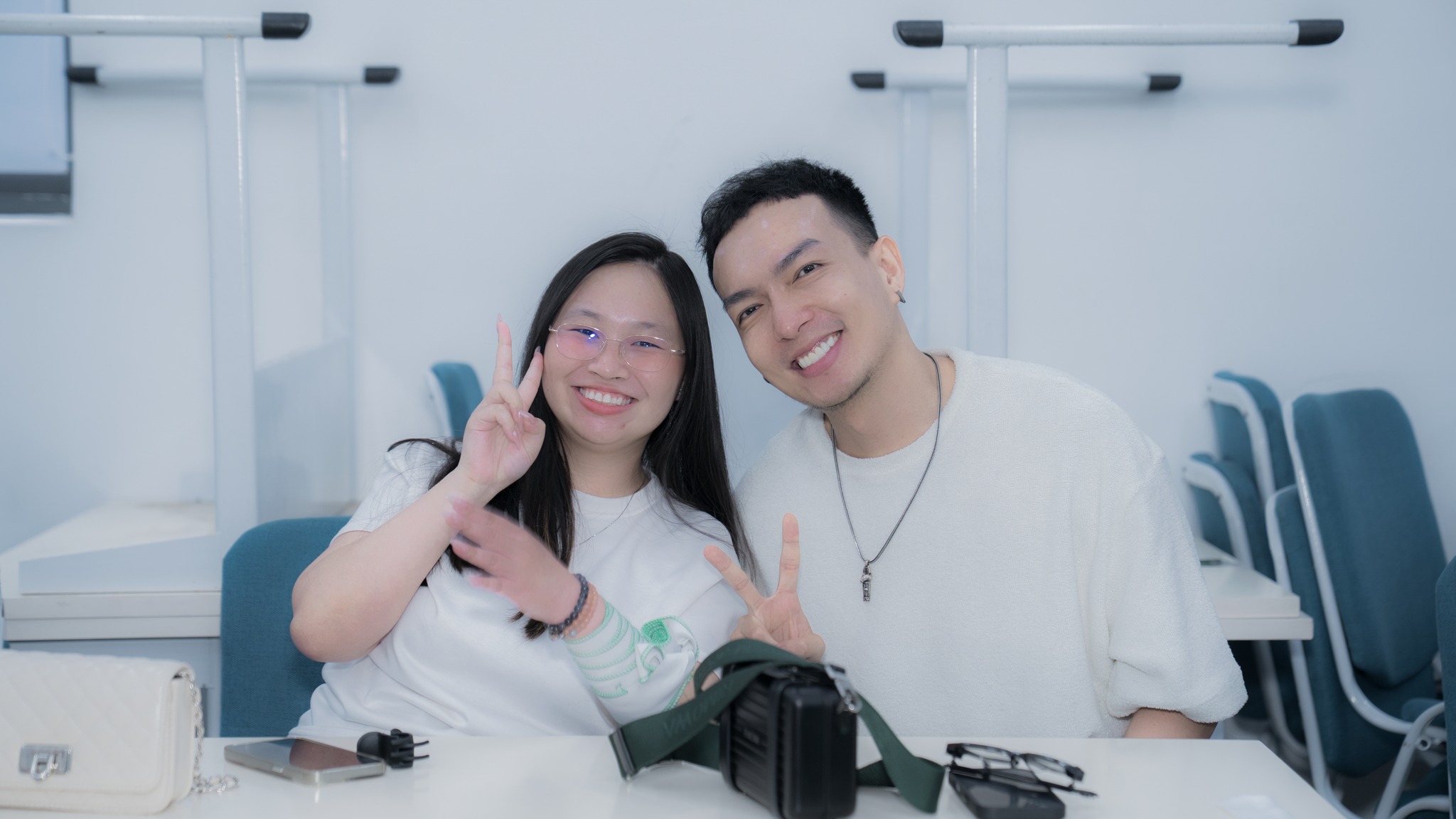 Sinh viên HSU học kĩ năng sơ cấp cứu