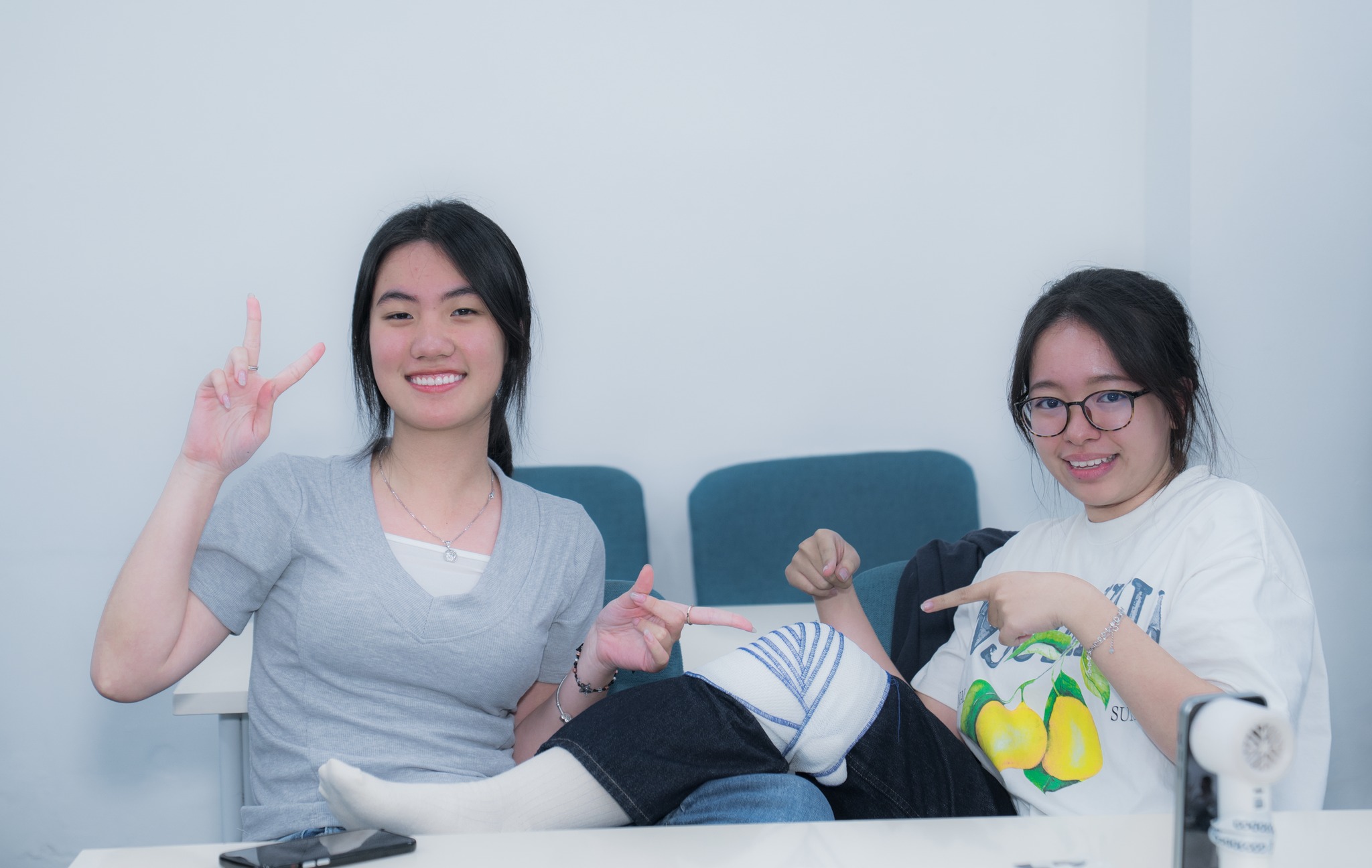 Sinh viên HSU học kĩ năng sơ cấp cứu