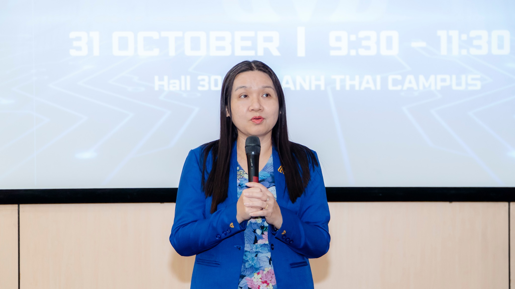 Ra mắt “Behind The Data 2025” – Sân chơi nghiên cứu sáng tạo dành cho sinh viên HSU