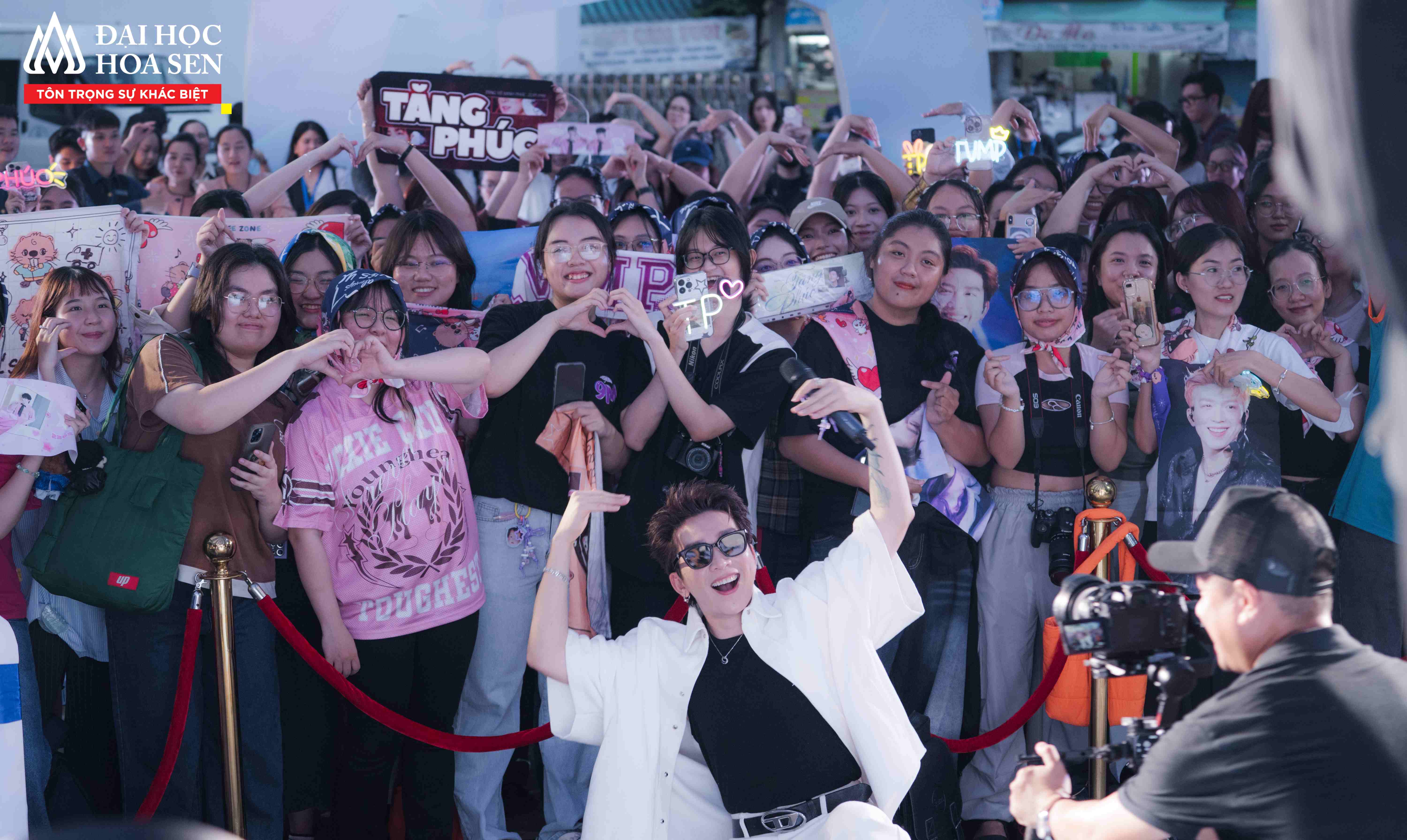 Sinh viên HSU "cháy" cùng PNJ Uni Tour 2025