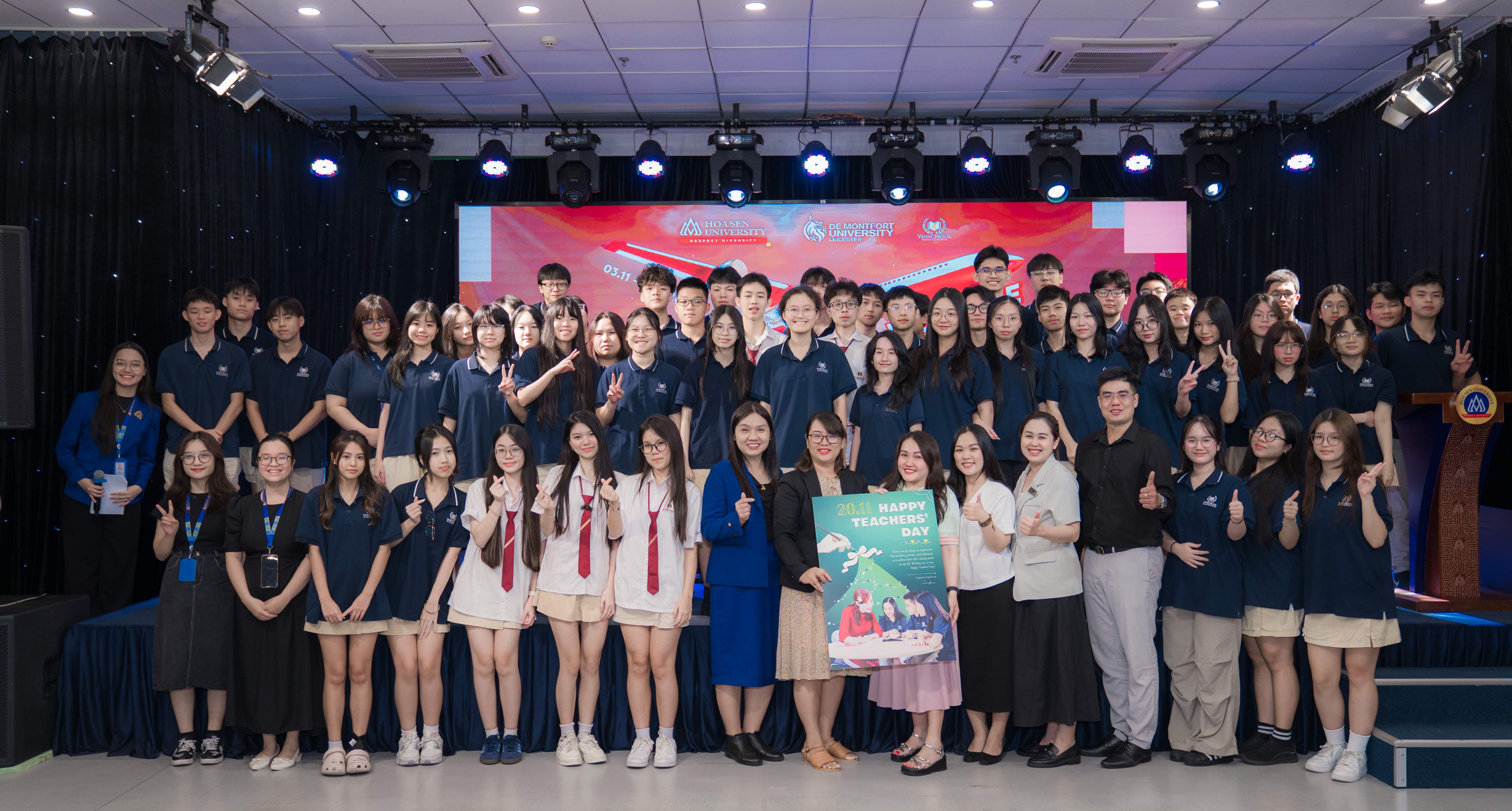 Vinsers "sống" như sinh viên đại học trong Tuần lễ Kiến tập tại HSU