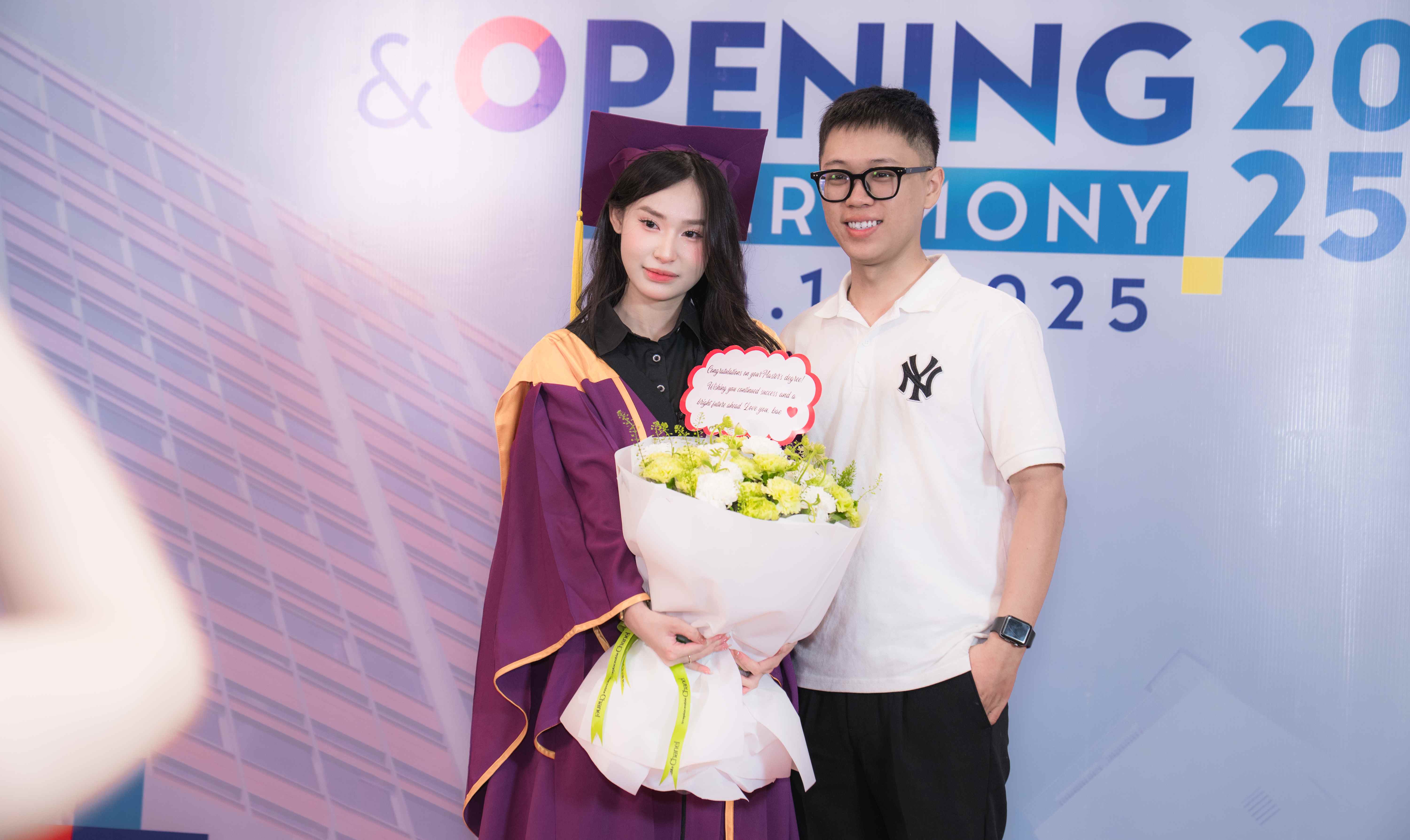 Lễ tốt nghiệp thạc sĩ, lễ khai giảng 2025-2026- Viện sau đại học và Lãnh đạo Đại học Hoa Sen