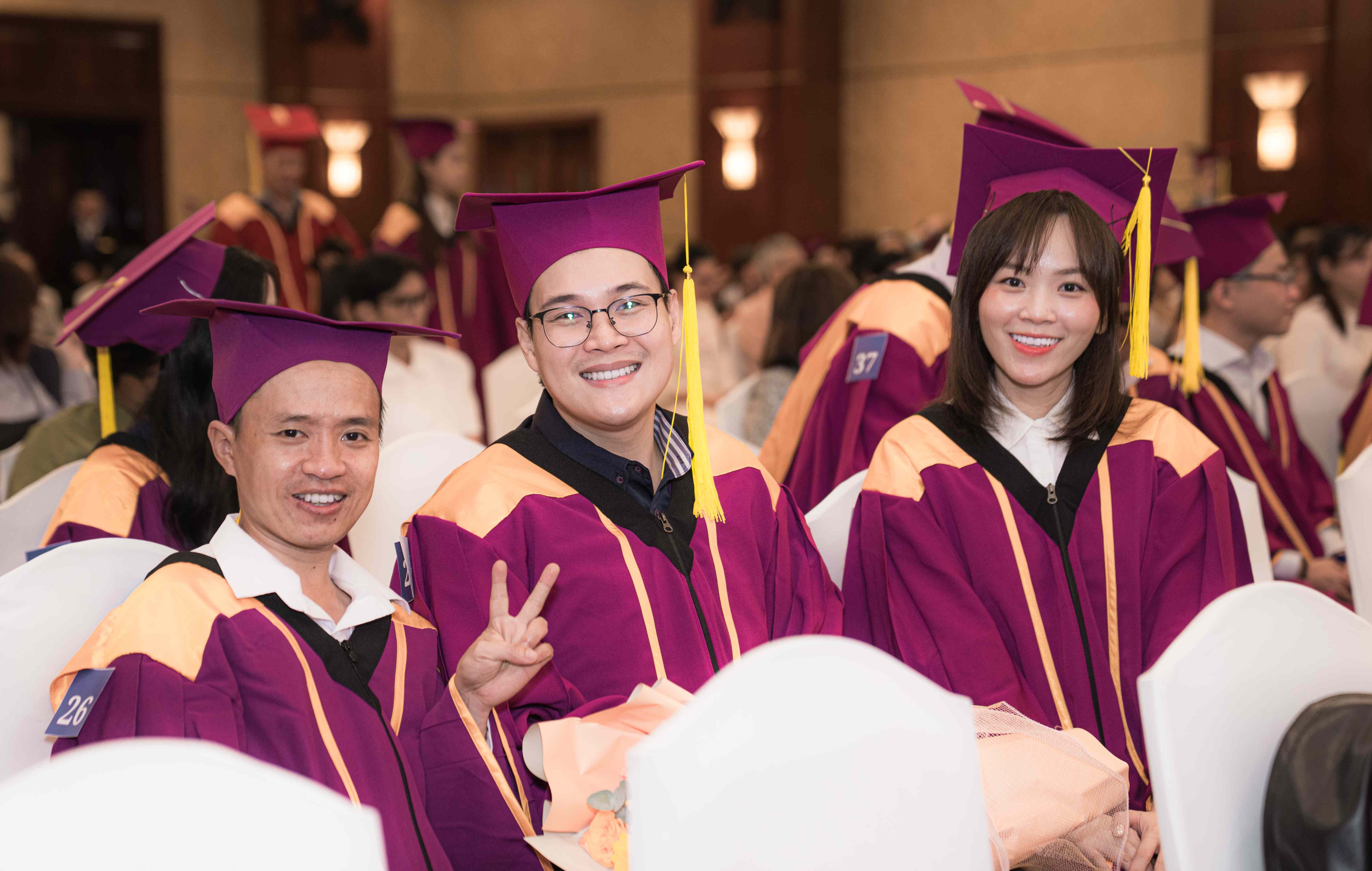 Lễ tốt nghiệp thạc sĩ, lễ khai giảng 2025-2026- Viện sau đại học và Lãnh đạo Đại học Hoa Sen