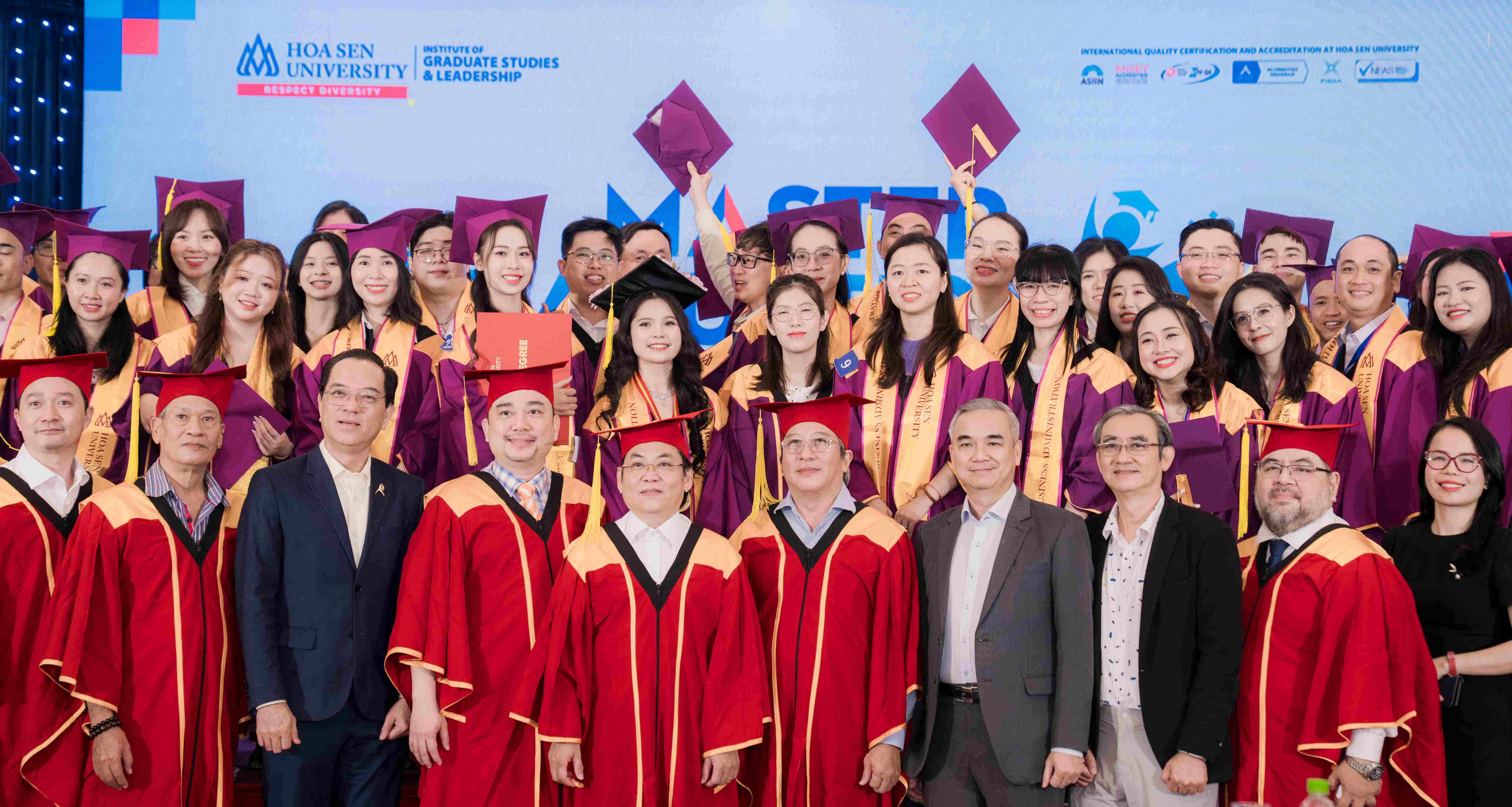 Lễ tốt nghiệp thạc sĩ, lễ khai giảng 2025-2026- Viện sau đại học và Lãnh đạo Đại học Hoa Sen