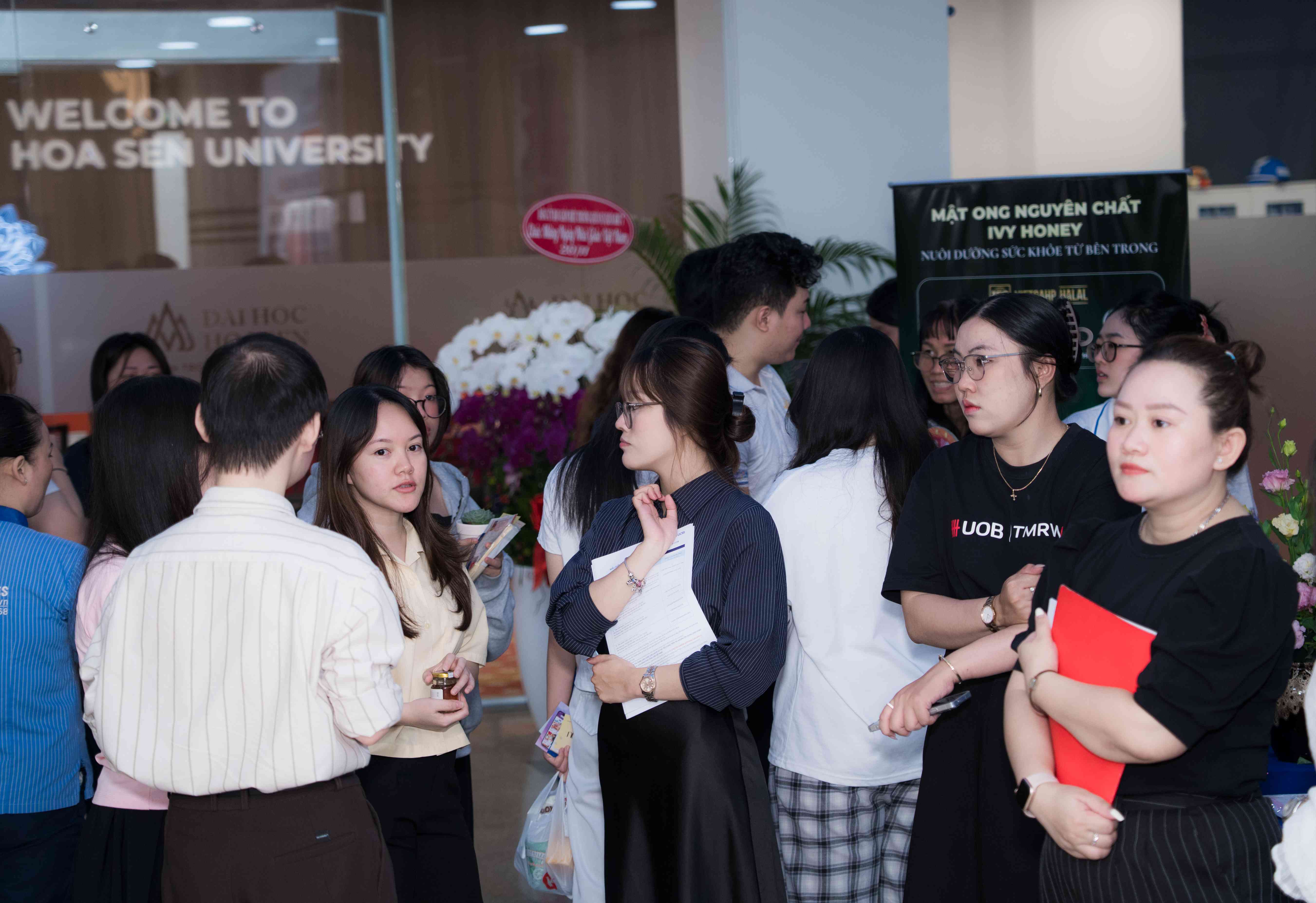 Mừng Ngày Nhà giáo Việt Nam 20/11: Lan tỏa yêu thương qua những món quà sáng tạo