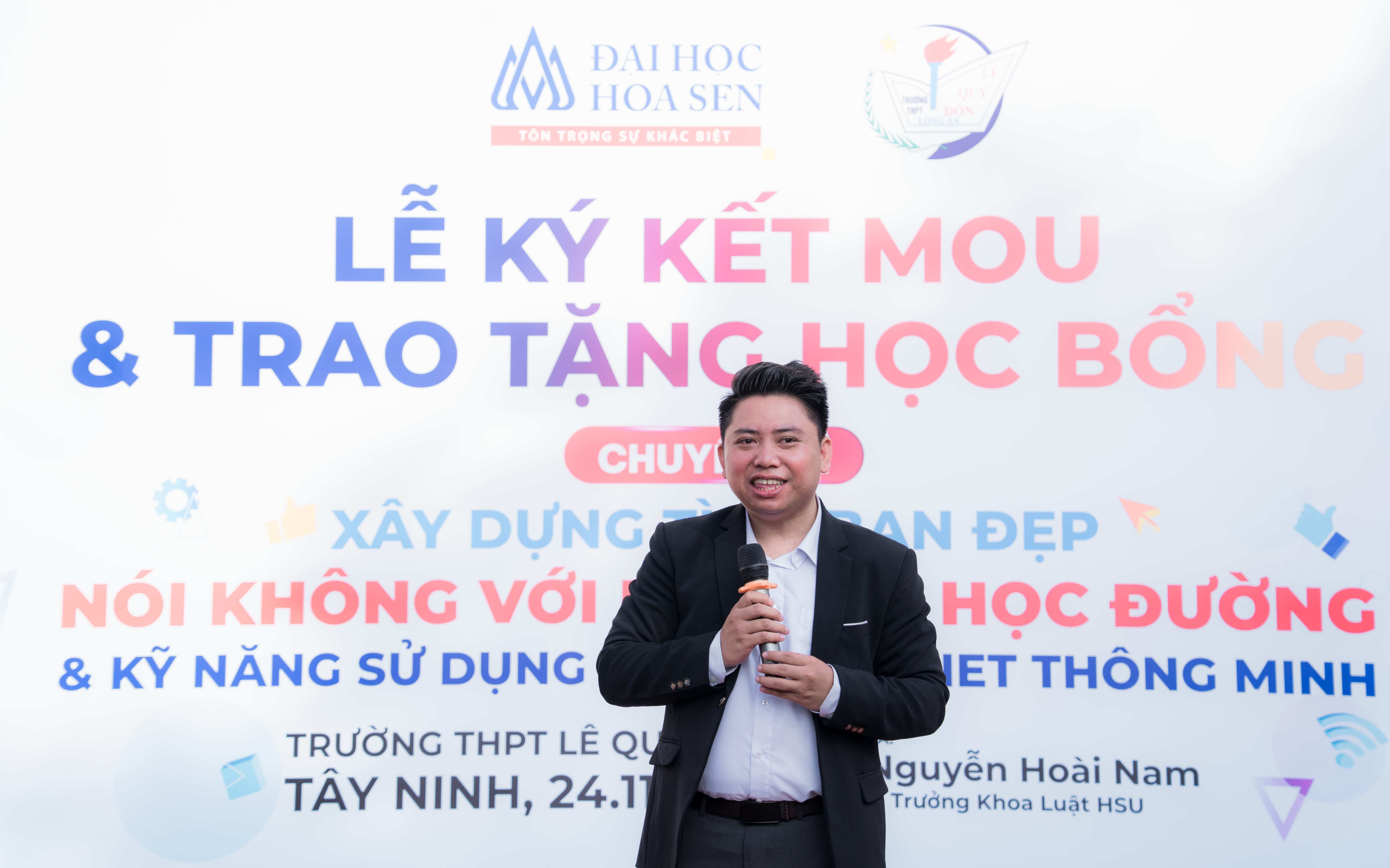 HSU đồng hành cùng THPT Lê Quý Đôn qua hoạt động trao học bổng và giáo dục an toàn học đường