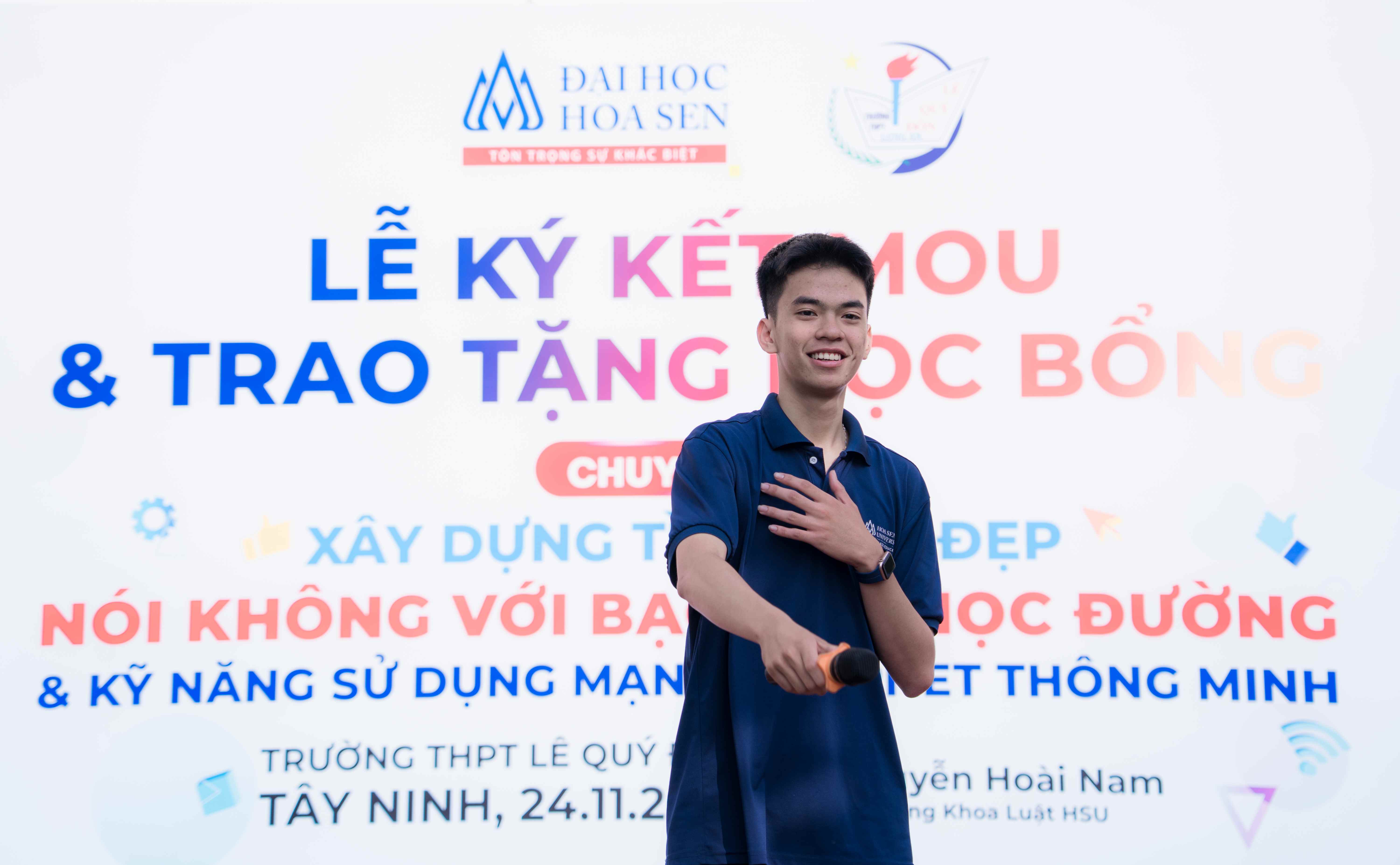 HSU đồng hành cùng THPT Lê Quý Đôn qua hoạt động trao học bổng và giáo dục an toàn học đường