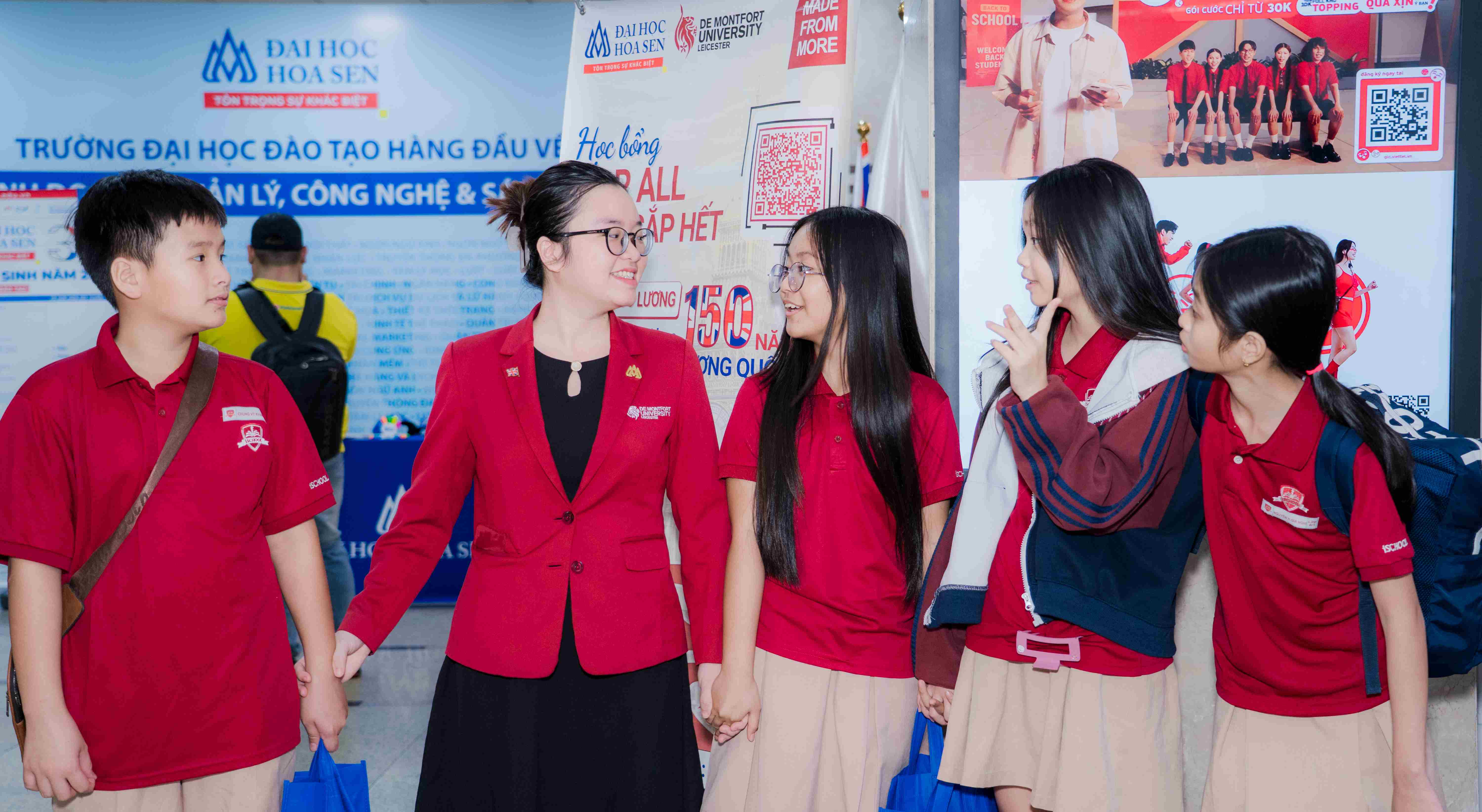 HSU đón đoàn học sinh iSchool Rạch Giá