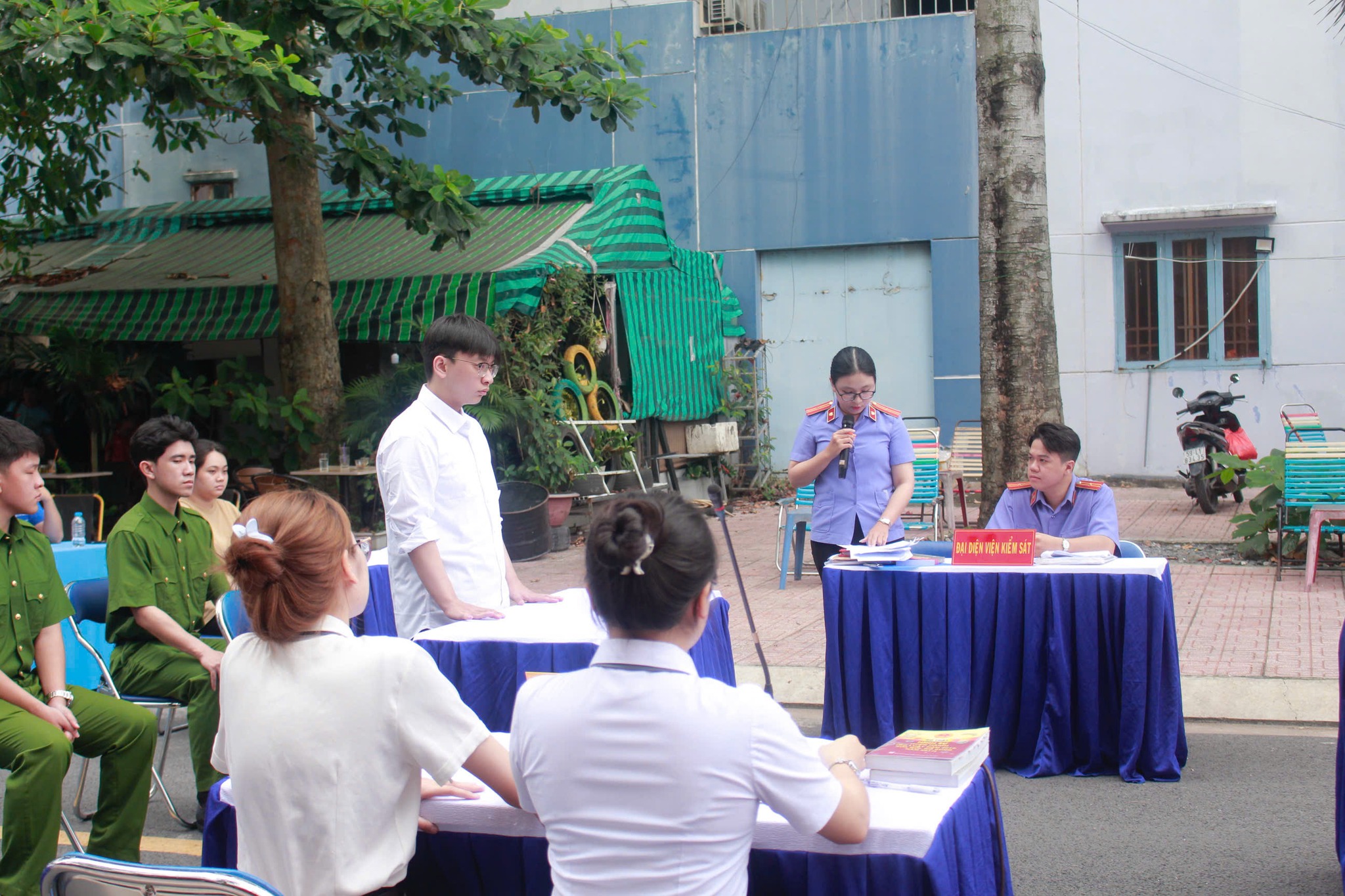 Khoa Luật HSU chung tay vì một xã hội nói không với bạo lực gia đình