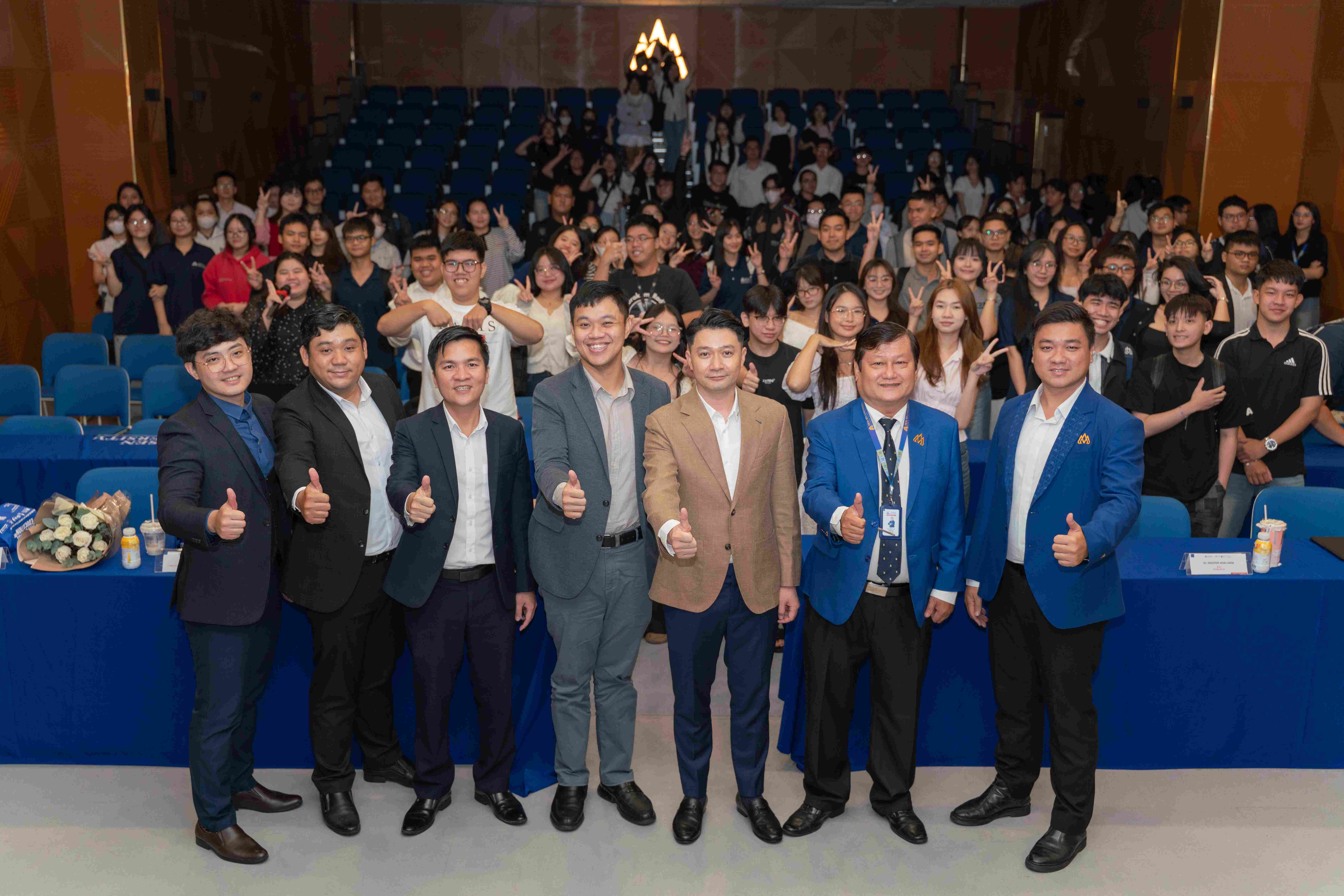 Legal Career Insight – Định hướng nghề Corporate Lawyer cho sinh viên ngành Luật HSU