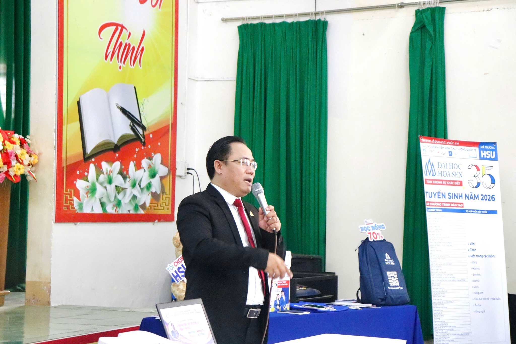 Kiến tạo tương lai tầm nhìn nghề nghiệp cho học sinh THPT Chu Văn An