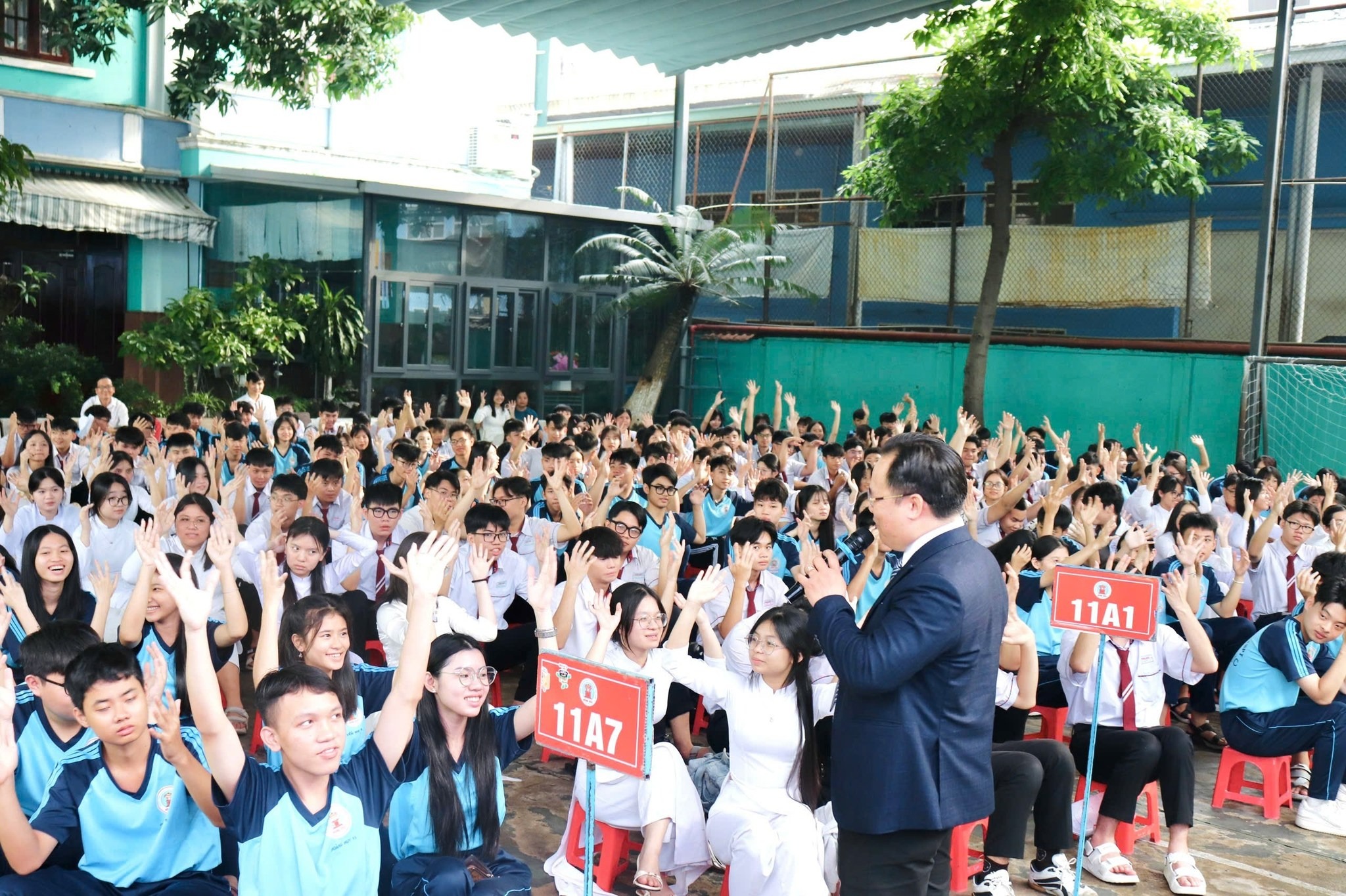 Trường THCS – THPT Hồng Đức: Trải nghiệm sống động, khơi mở hành trình làm chủ tương lai