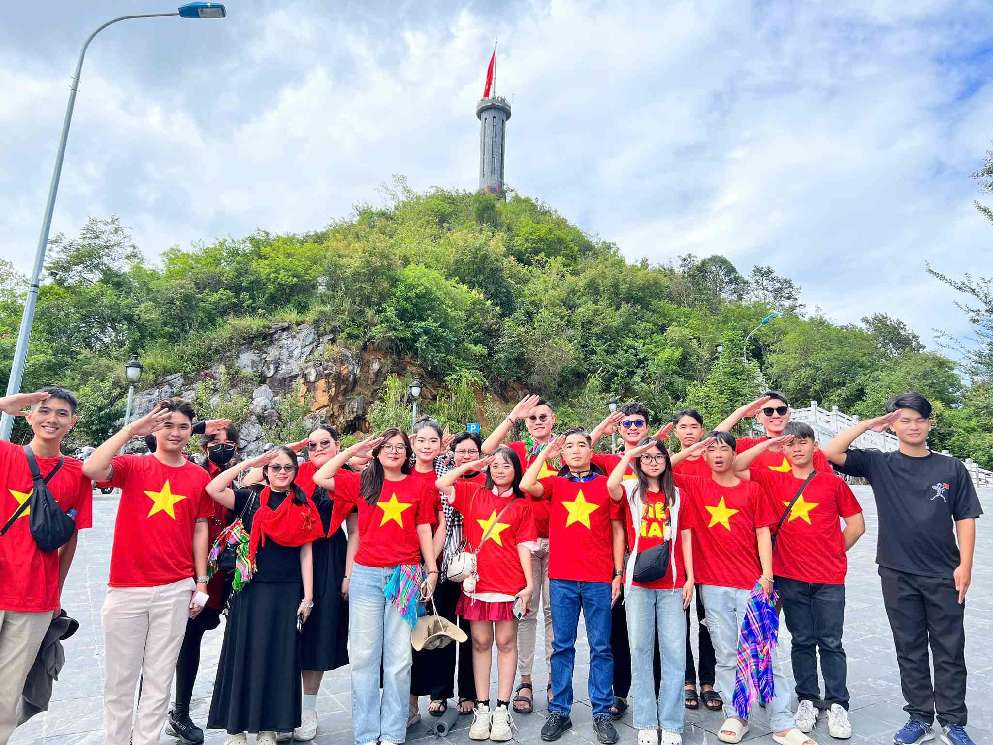 Học ngành gì để có việc làm trước khi tốt nghiệp - Đại học Hoa Sen