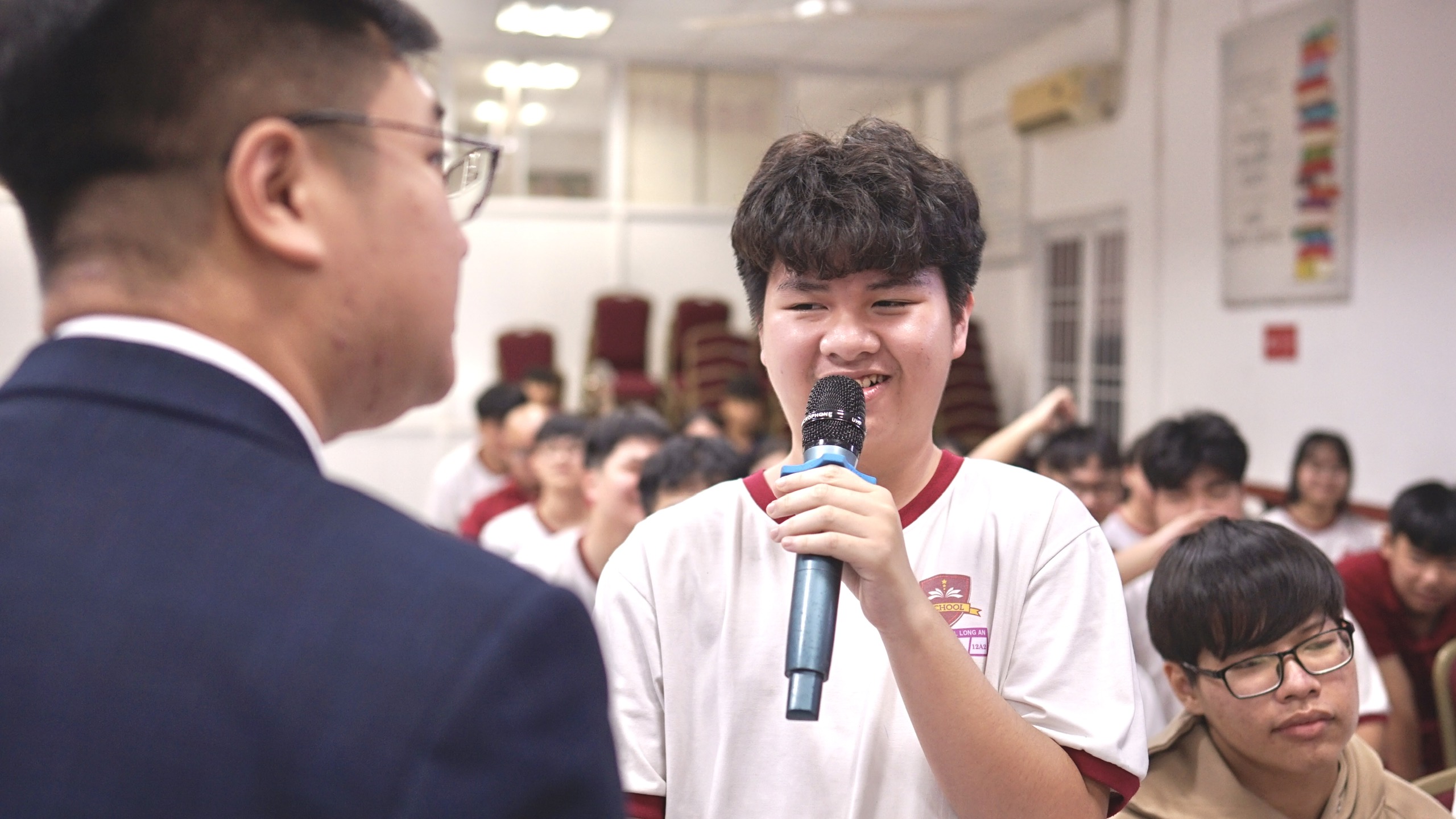 HSU hướng nghiệp tại iSchool Long An: Giải mã lựa chọn nghề nghiệp trong kỷ nguyên 4.0