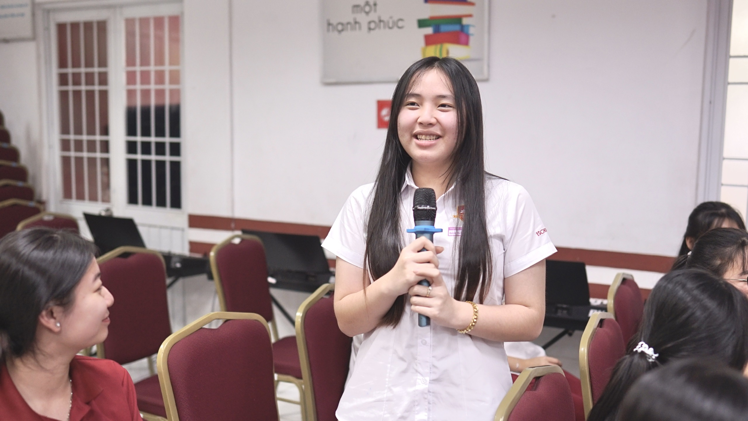 HSU hướng nghiệp tại iSchool Long An: Giải mã lựa chọn nghề nghiệp trong kỷ nguyên 4.0