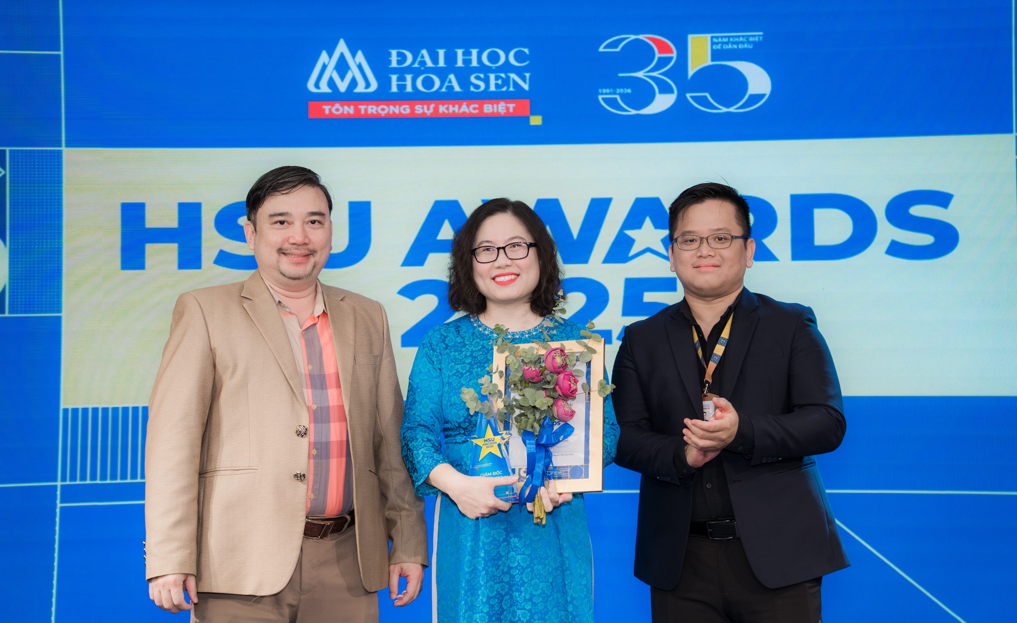 HSU Awards 2025: Tôn vinh những người gieo mầm tri thức “bình thường mà phi phàm”