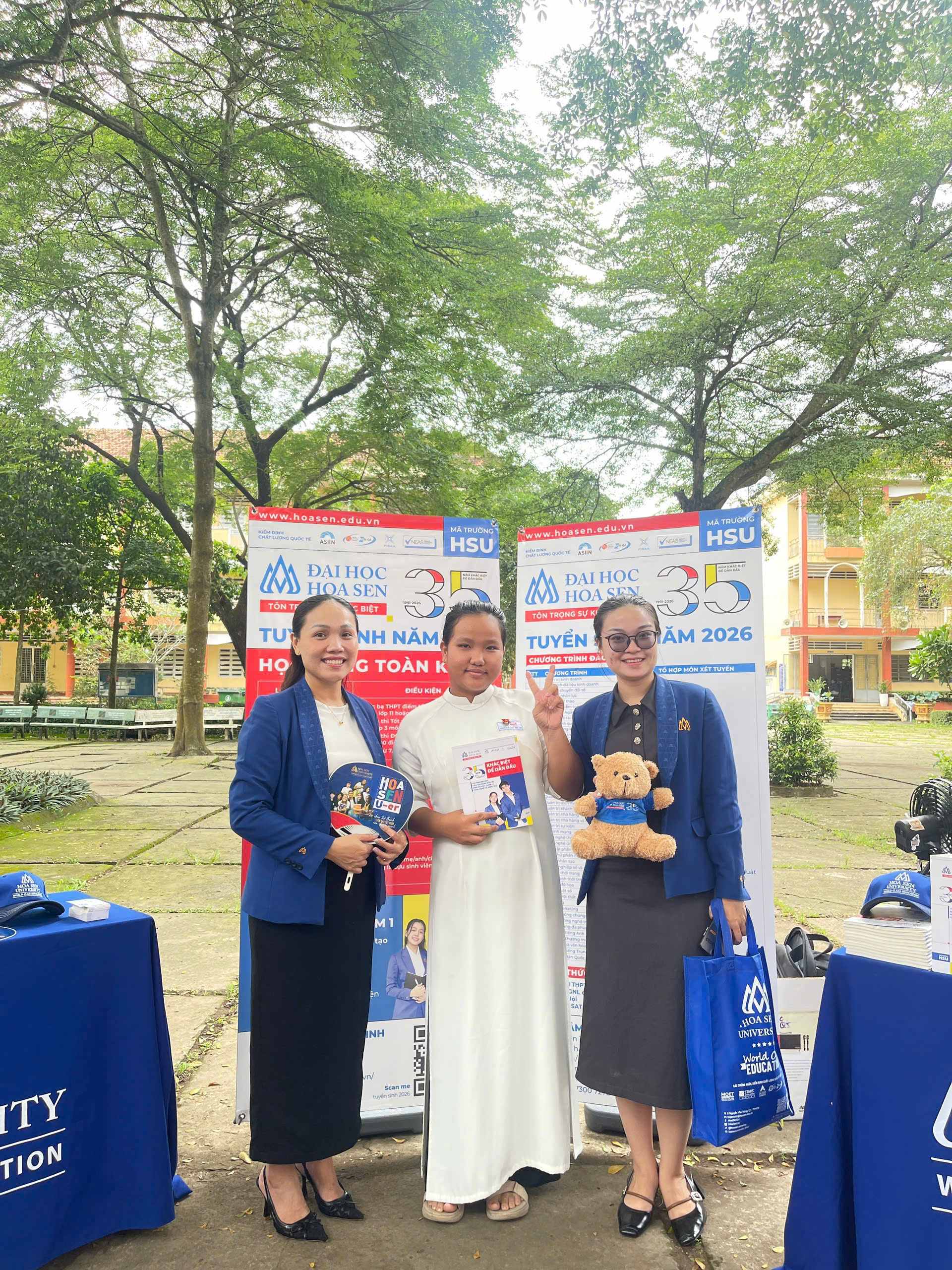 HSU đồng hành cùng học sinh THPT khu vực Tây Ninh qua hoạt động sáng tạo giờ ra chơi