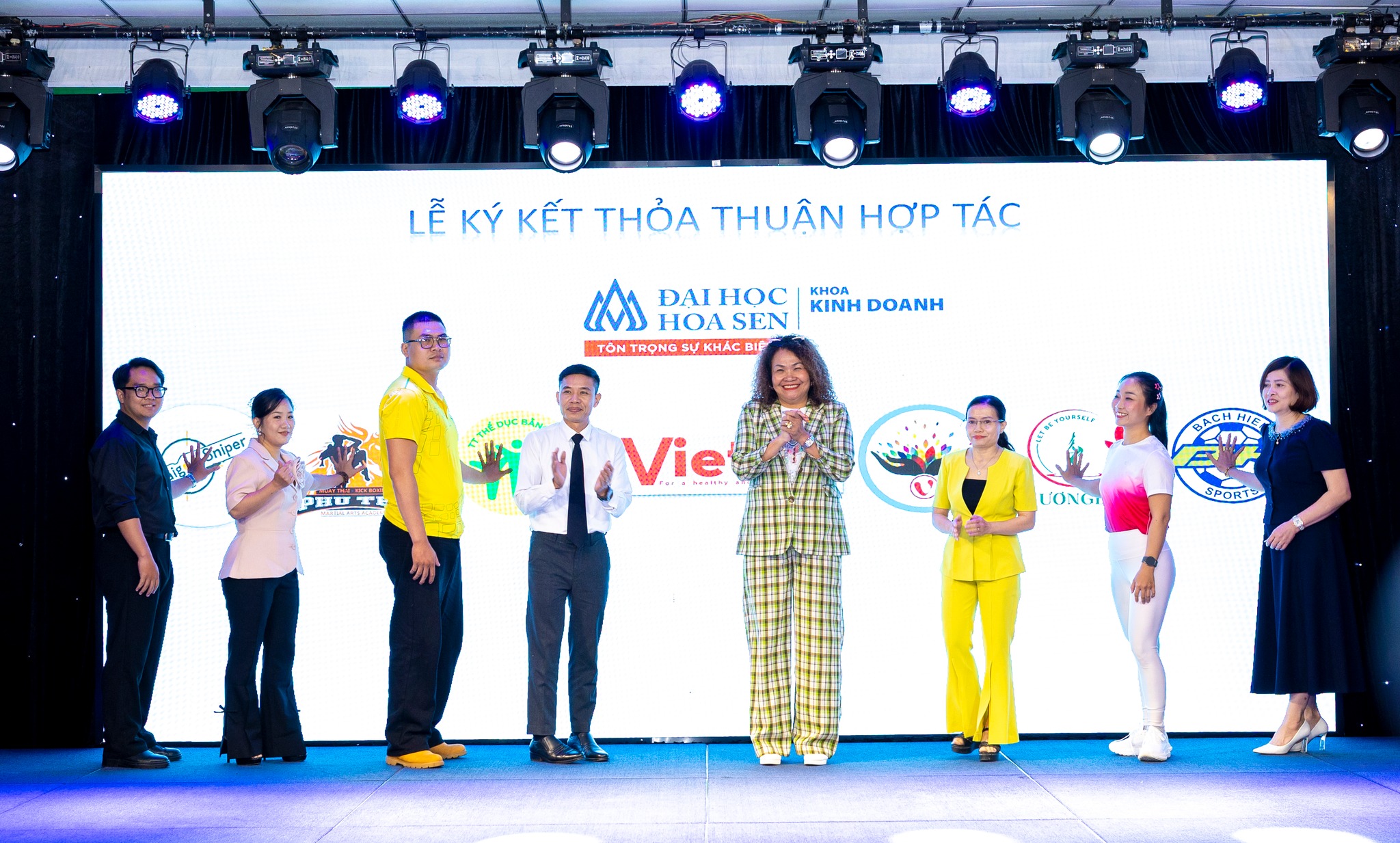 HSU ký kết hợp tác với 30+ doanh nghiệp, thúc đẩy Kinh tế thể thao Việt Nam