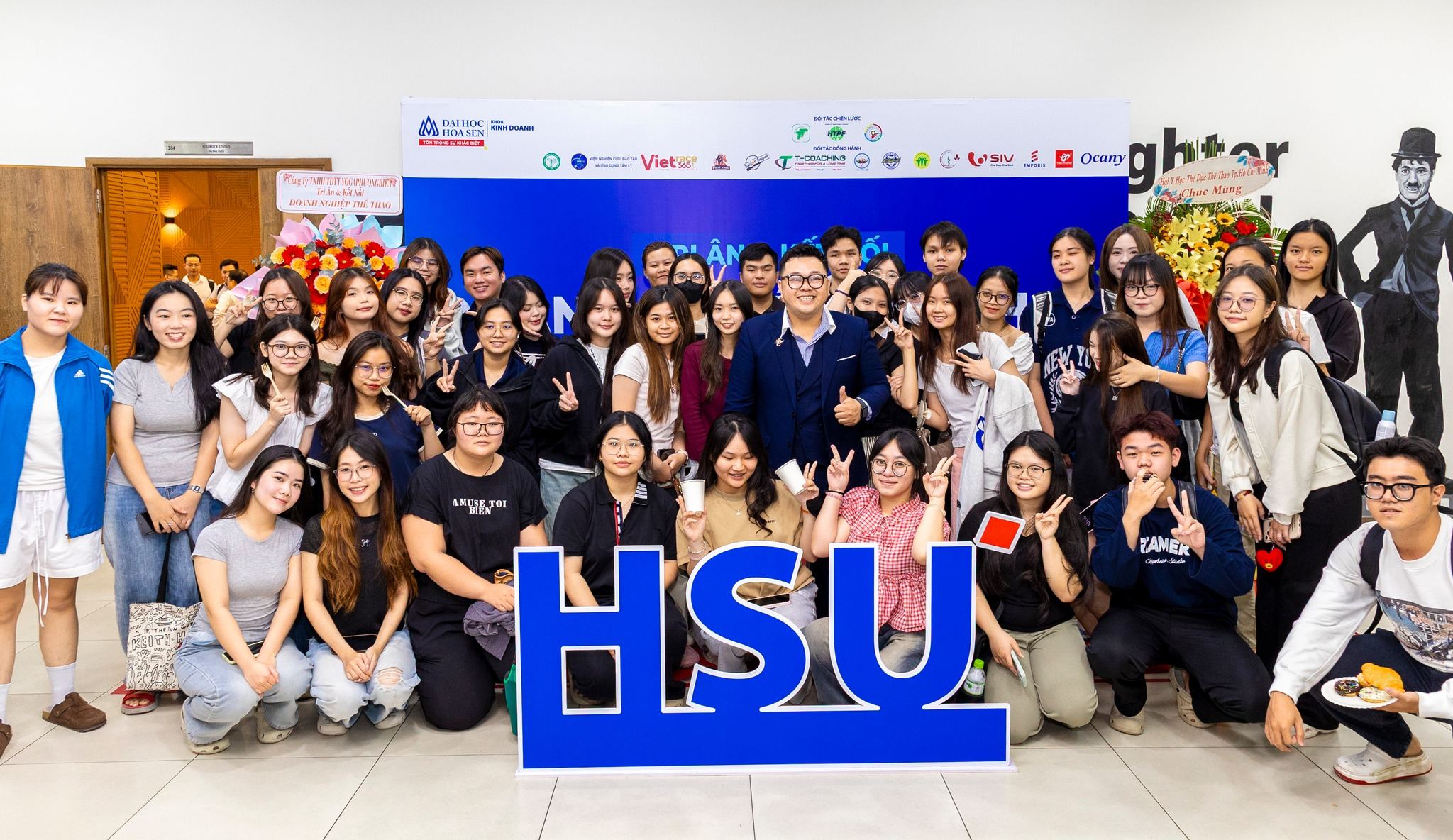 HSU ký kết hợp tác với 30+ doanh nghiệp, thúc đẩy Kinh tế thể thao Việt Nam