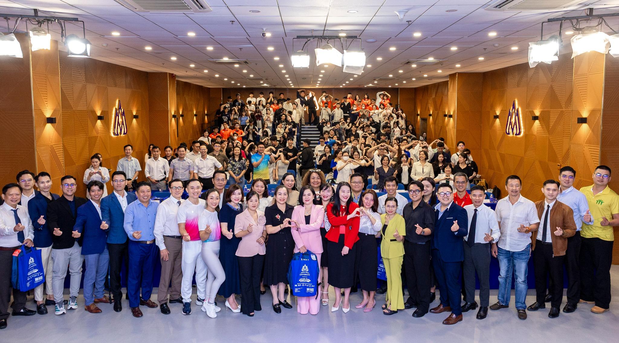 HSU ký kết hợp tác với 30+ doanh nghiệp, thúc đẩy Kinh tế thể thao Việt Nam