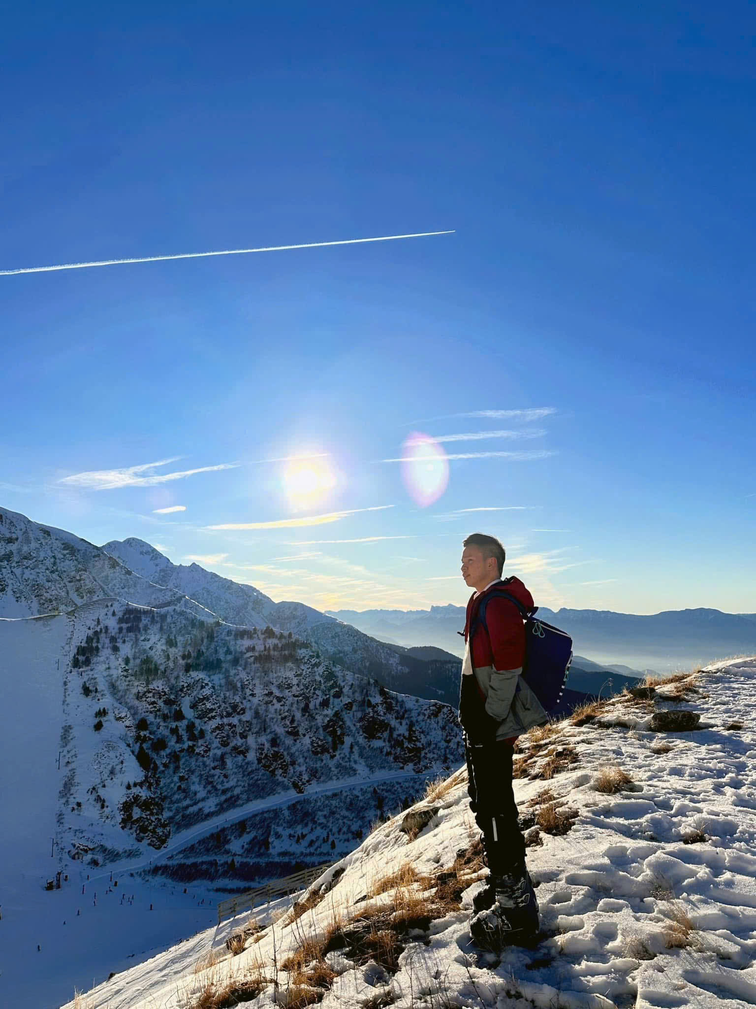 Không cần ngắm tuyết online, sinh viên Hoa Sen trải nghiệm mùa đông khắp năm châu