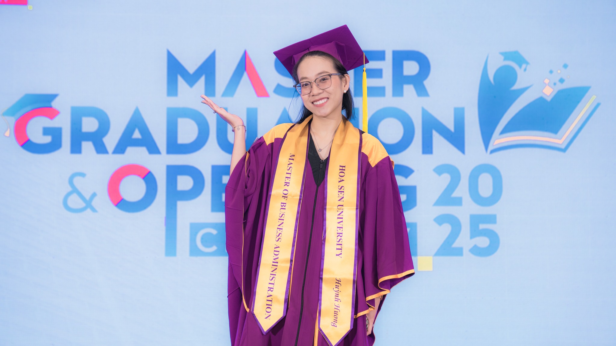 Thủ khoa HSU và hành trình “5 năm, 2 màu áo tân khoa”