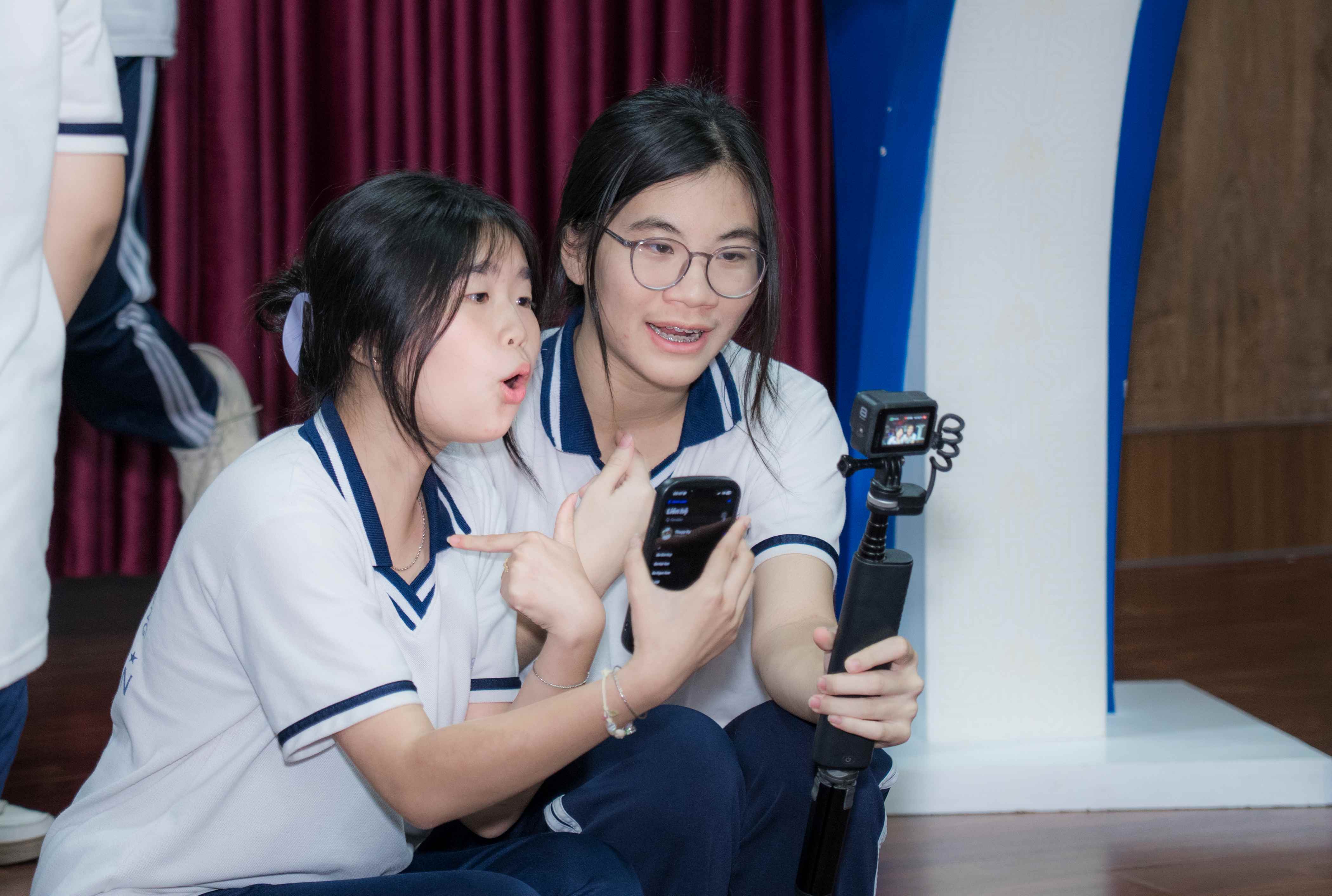 Học sinh Trường THPT Ten Lơ Man khám phá Đại học Hoa Sen