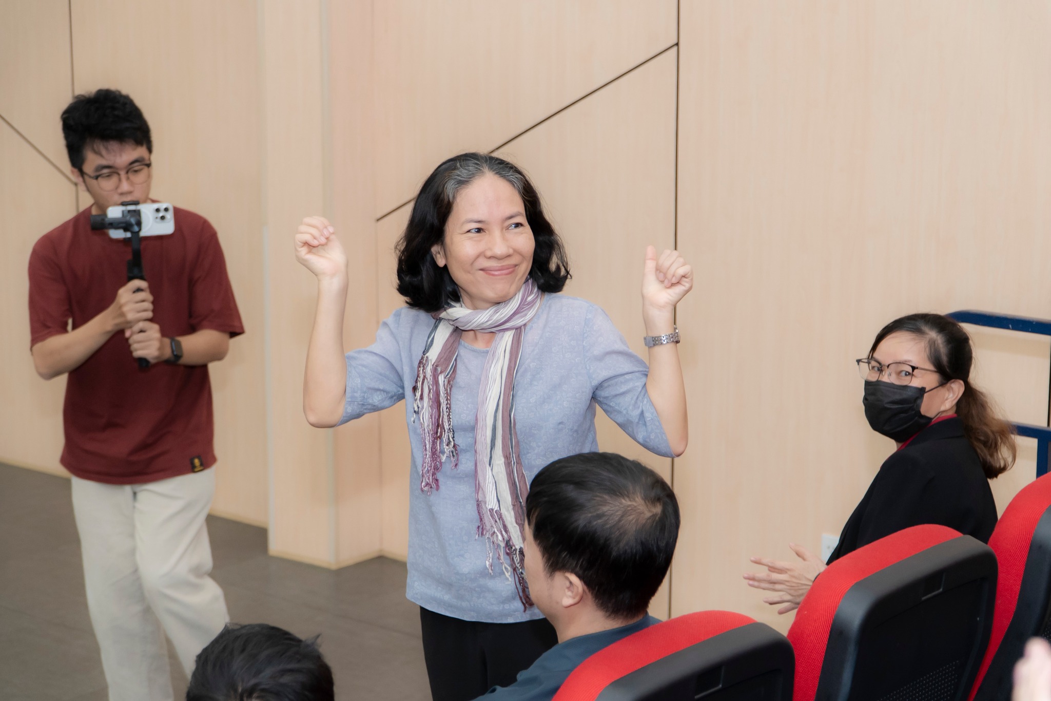 "DevFest On Campus HSU 2025" – Chuyển hoá ý tưởng thành sản phẩm