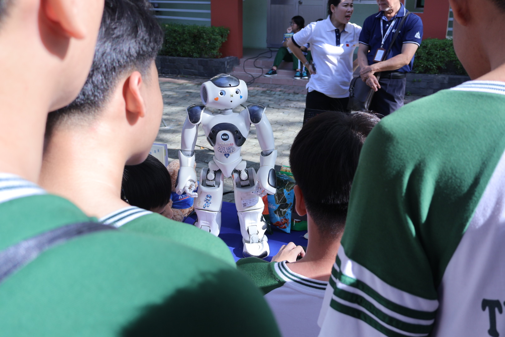 HSU lan tỏa tinh thần học tập tại Lễ hội Truyền thống Trường Trương Vĩnh Ký