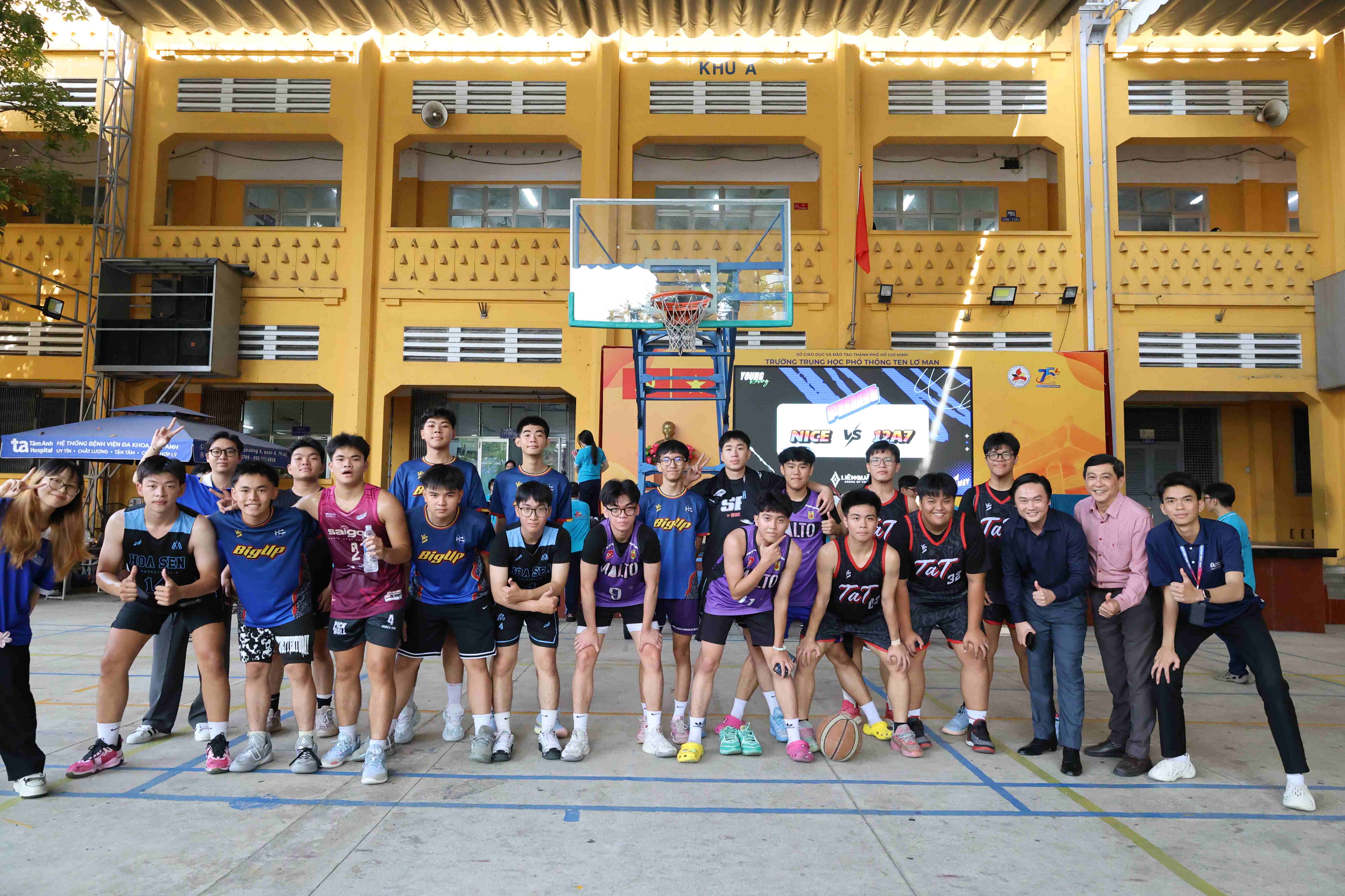 ĐH Hoa Sen đồng hành cùng THPT Ten Lơ Man trong Giải Liên Quân Championship