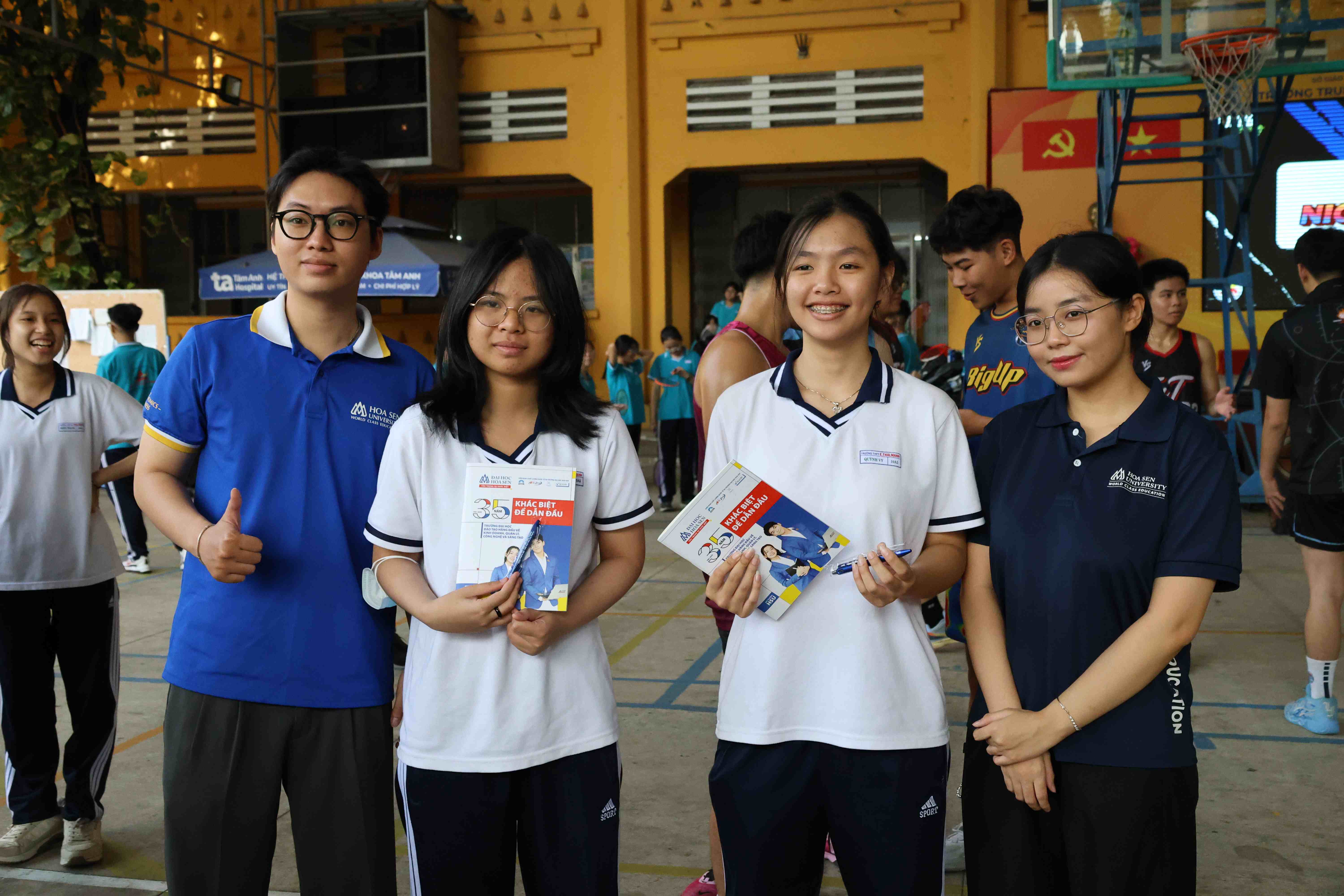 ĐH Hoa Sen đồng hành cùng THPT Ten Lơ Man trong Giải Liên Quân Championship