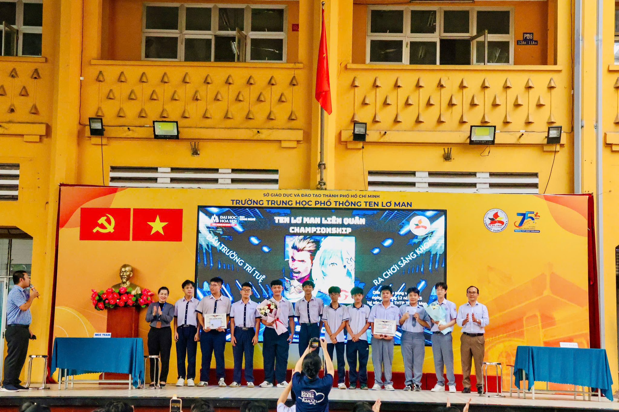 ĐH Hoa Sen đồng hành cùng THPT Ten Lơ Man trong Giải Liên Quân Championship