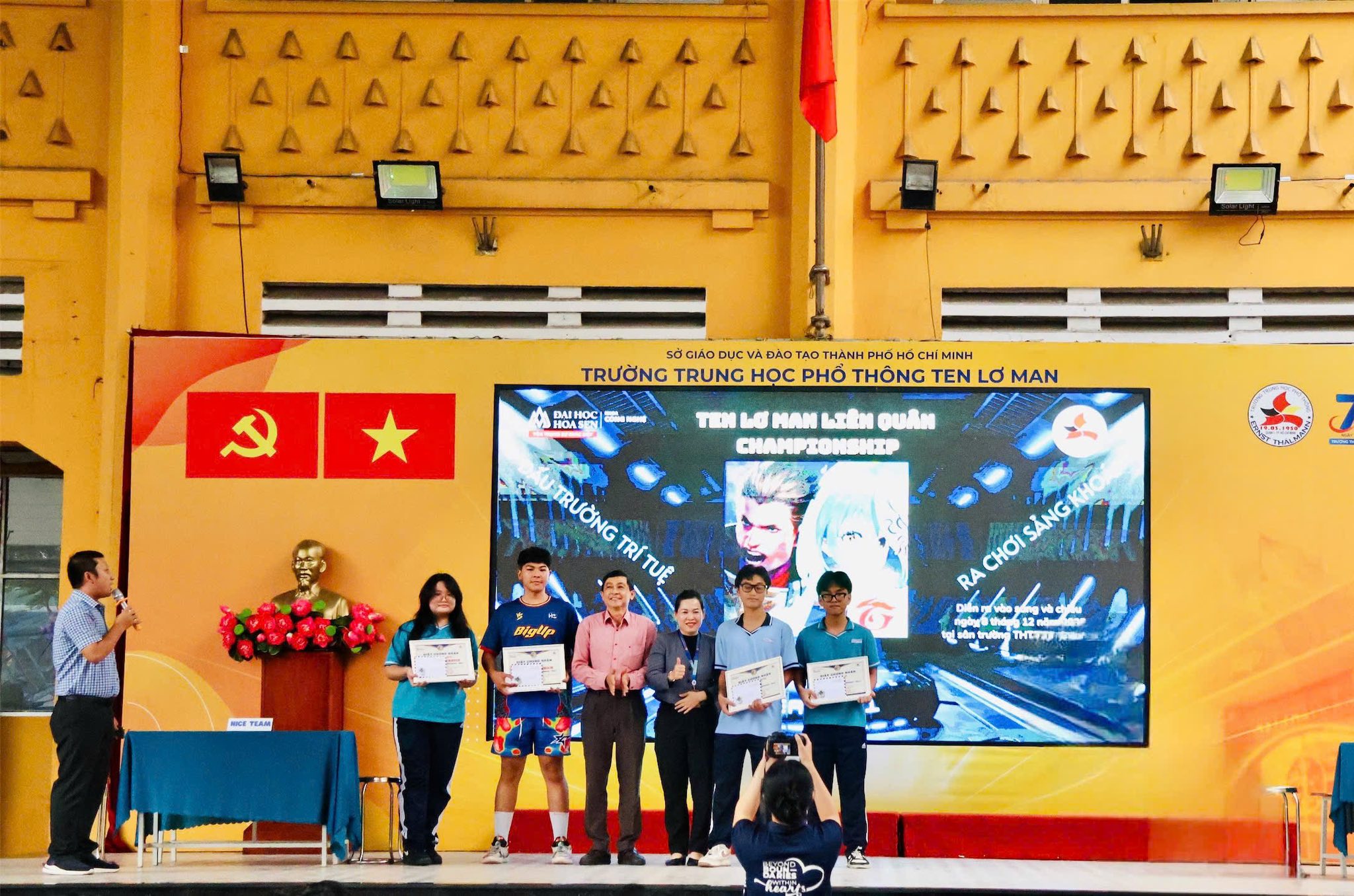 ĐH Hoa Sen đồng hành cùng THPT Ten Lơ Man trong Giải Liên Quân Championship