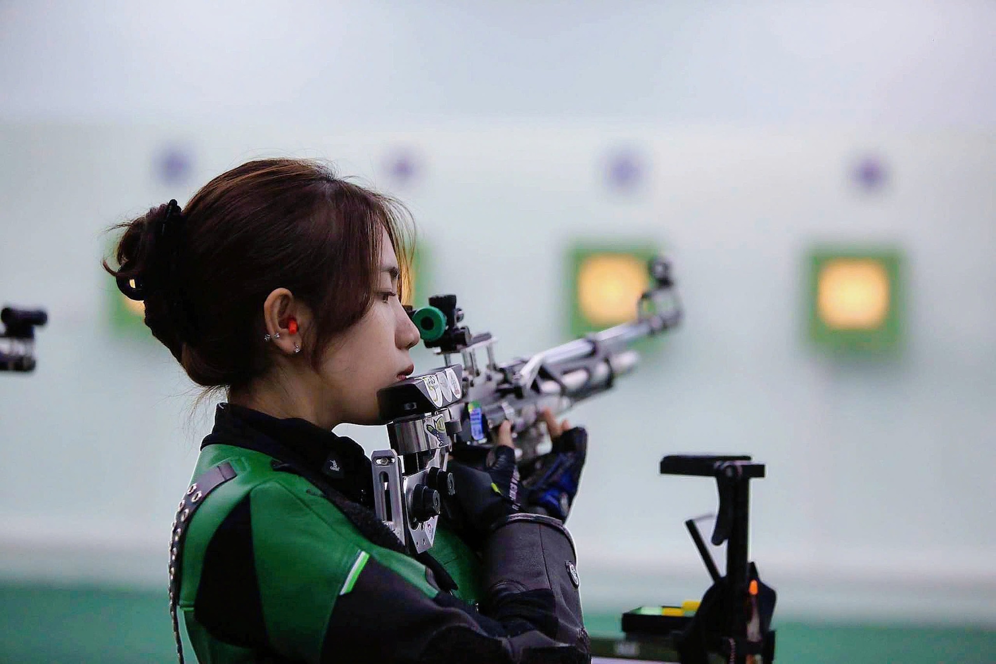 Giảng viên, sinh viên Hoa Sen vinh dự đồng hành cùng Đoàn Thể thao Việt Nam tại SEA Games 33