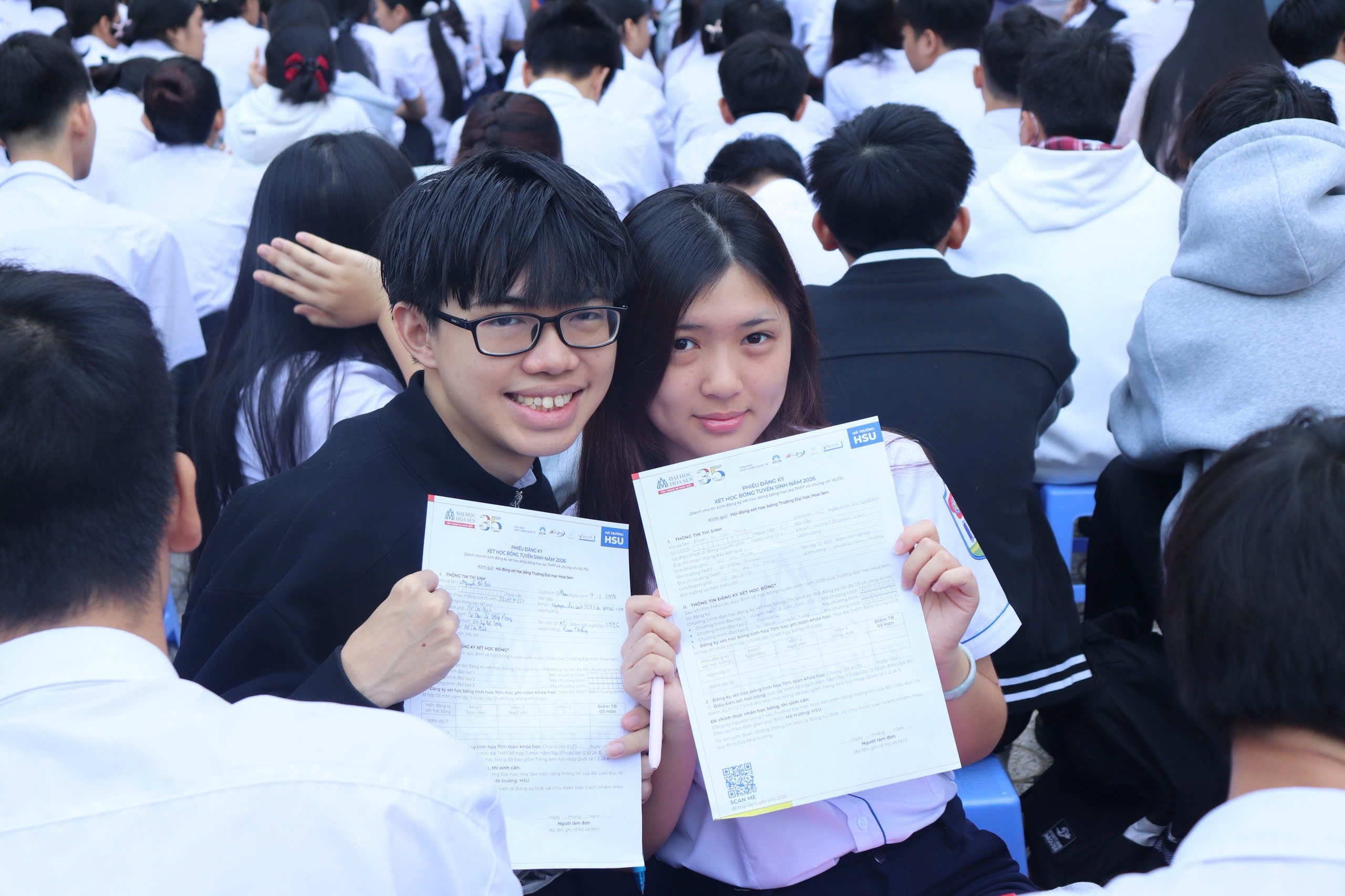 Học sinh THPT Lê Hồng Phong “săn” học bổng HSU trong chương trình hướng nghiệp