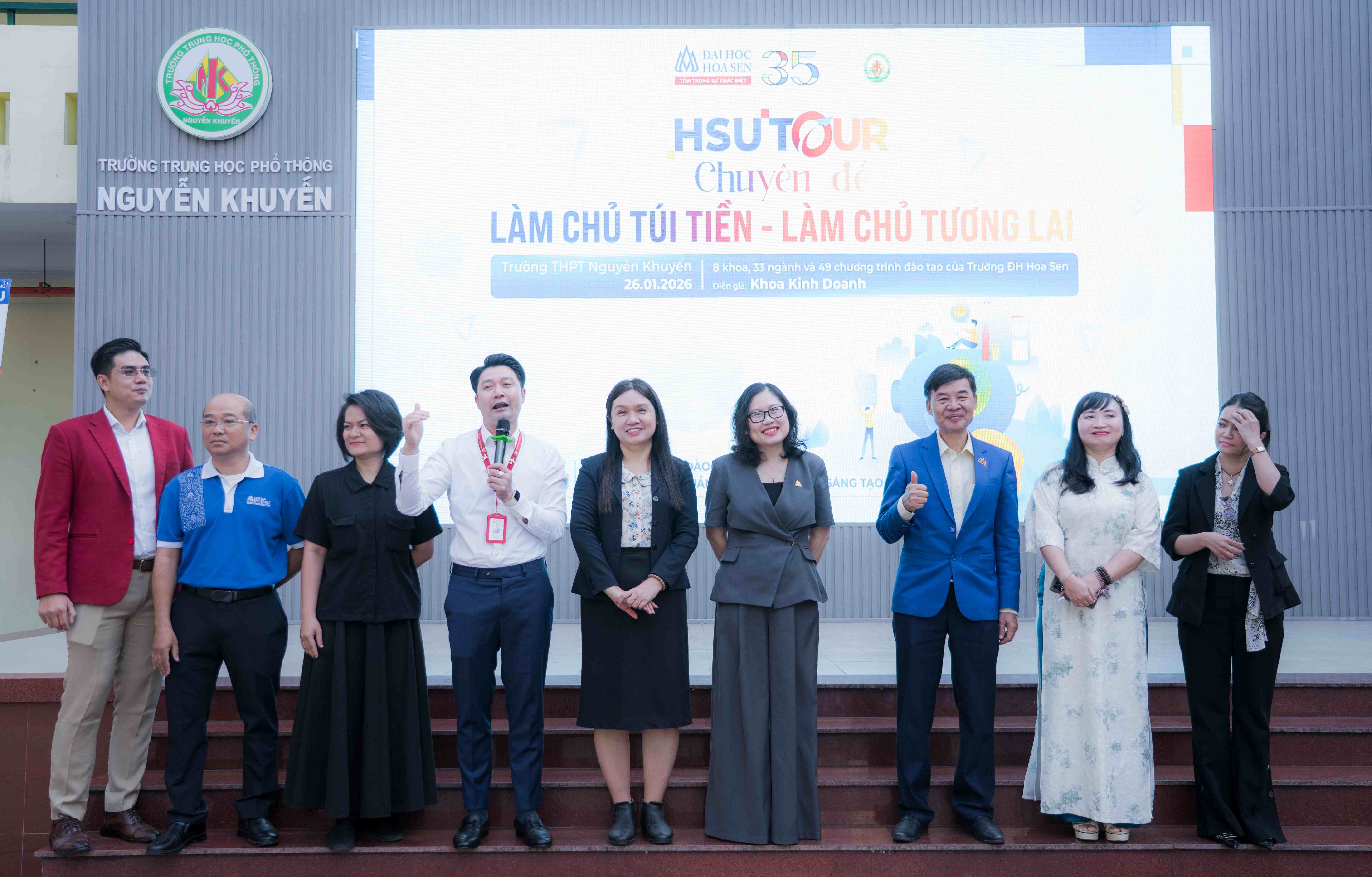 Học sinh THPT Nguyễn Khuyến học bí quyết "làm chủ túi tiền" cùng chuyên gia HSU