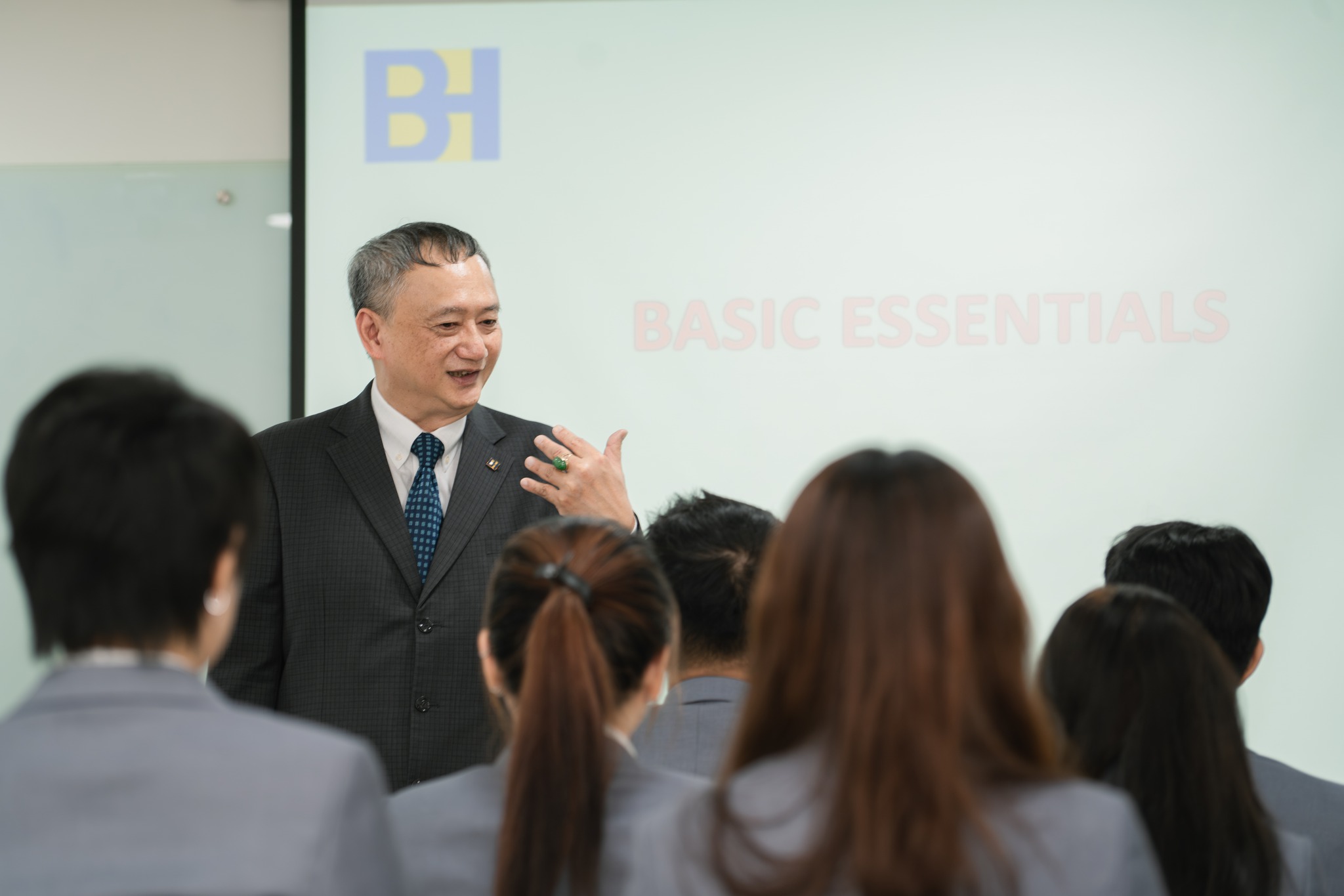 Sinh viên Hoa Sen Elite định vị bản thân với ngành Khách sạn – Dịch vụ cùng TGĐ Becamex Hospitality