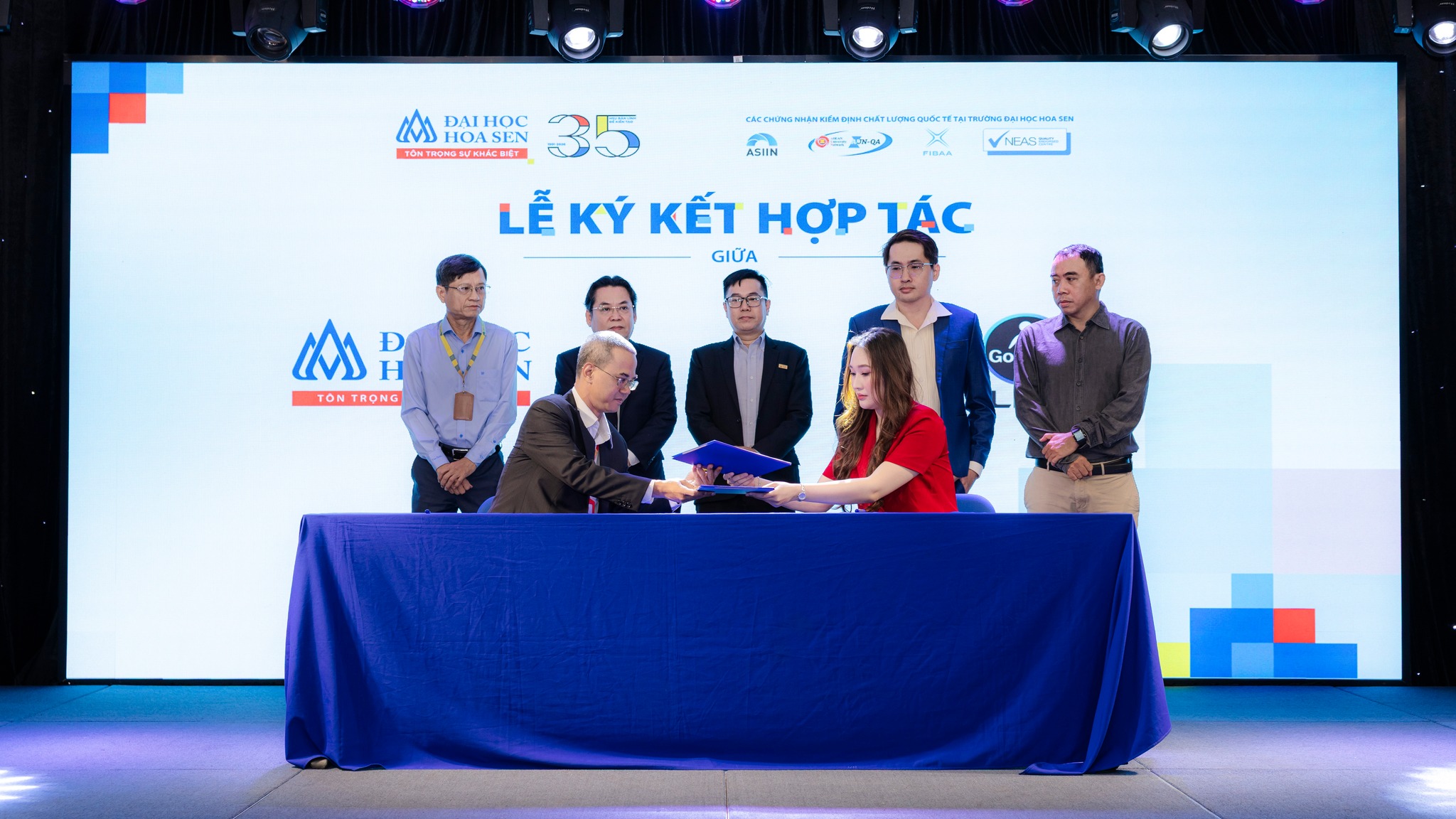 Đại học Hoa Sen ký kết hợp tác với 13 doanh nghiệp: Mở rộng cơ hội học tập và việc làm cho sinh viên