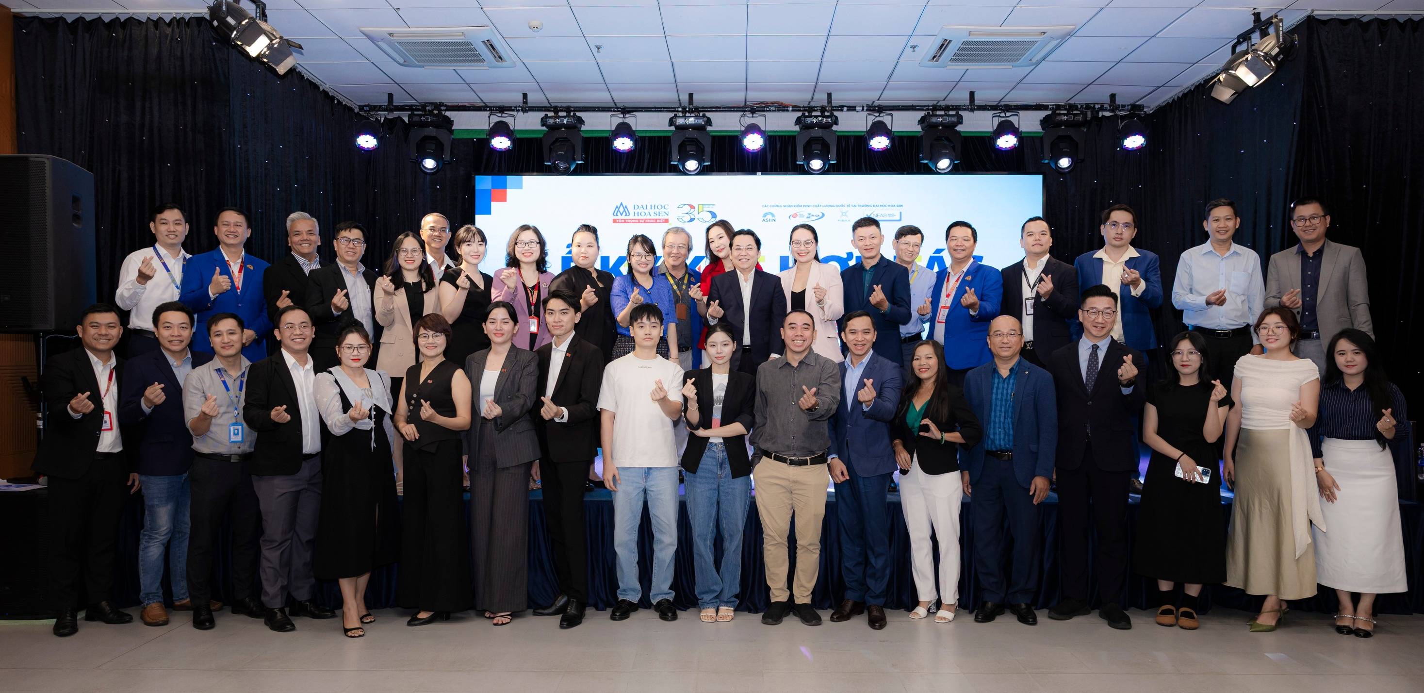 Đại học Hoa Sen ký kết hợp tác với 13 doanh nghiệp: Mở rộng cơ hội học tập và việc làm cho sinh viên