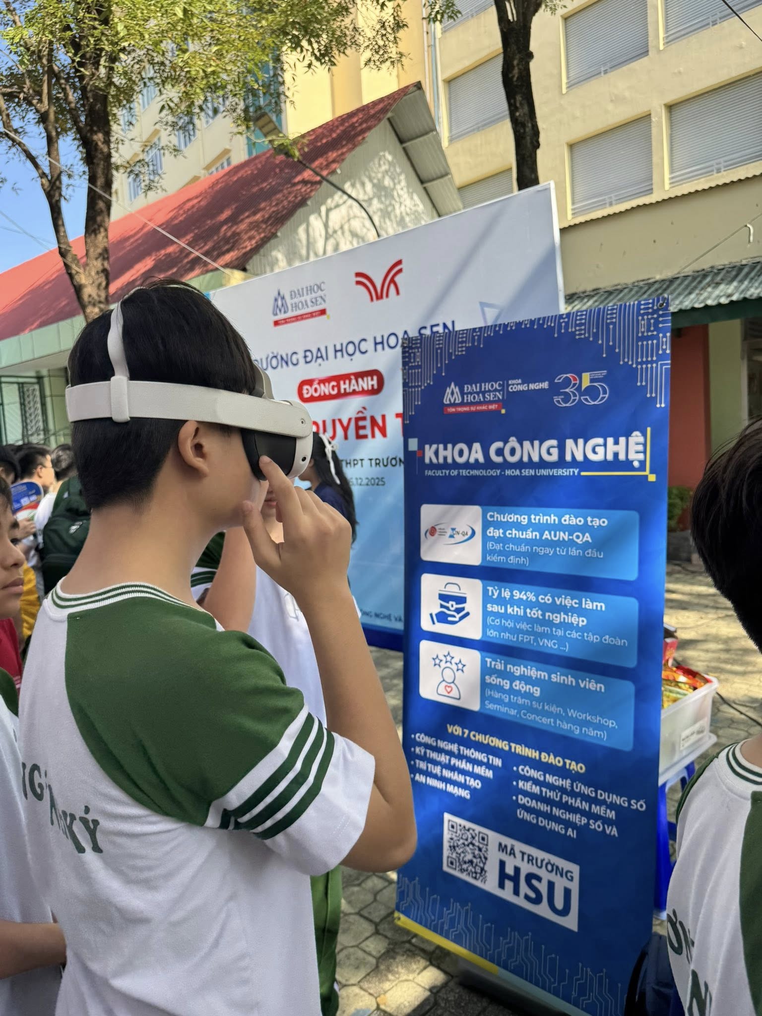 Kỹ thuật phần mềm HSU – 100% có việc làm trước tốt nghiệp, sẵn sàng bước vào ngành nghề dẫn dắt tương lai