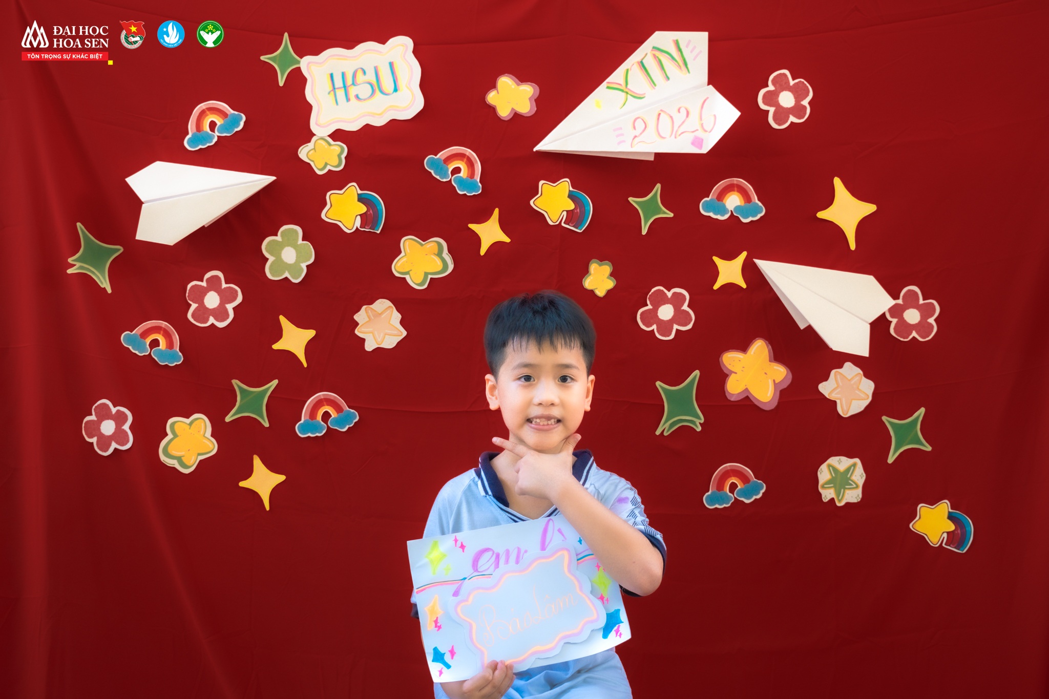 Rực rỡ sắc xuân với photobooth đặc biệt trong chiến dịch Xuân Tình nguyện 2026 của HSU