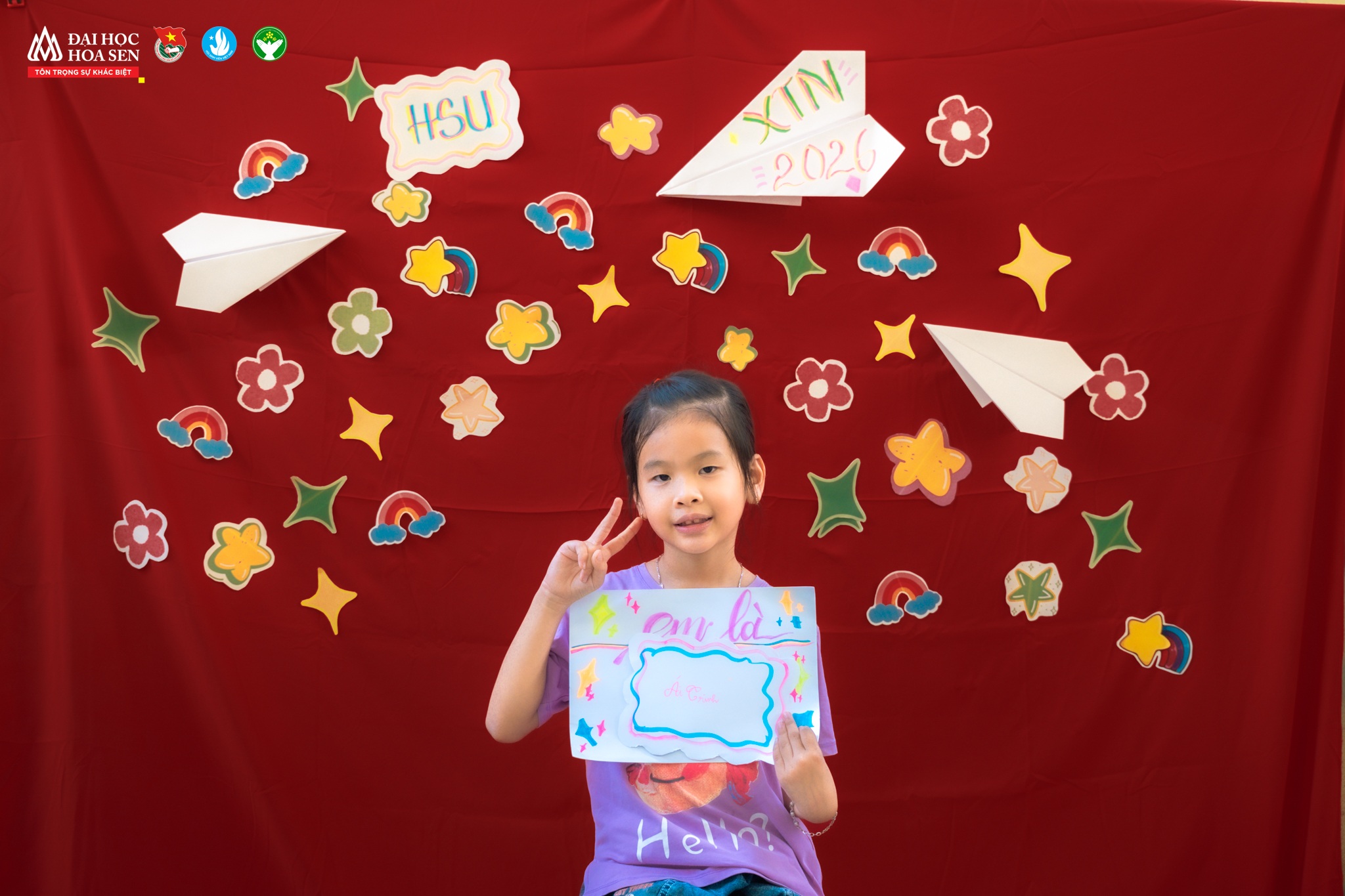 Rực rỡ sắc xuân với photobooth đặc biệt trong chiến dịch Xuân Tình nguyện 2026 của HSU