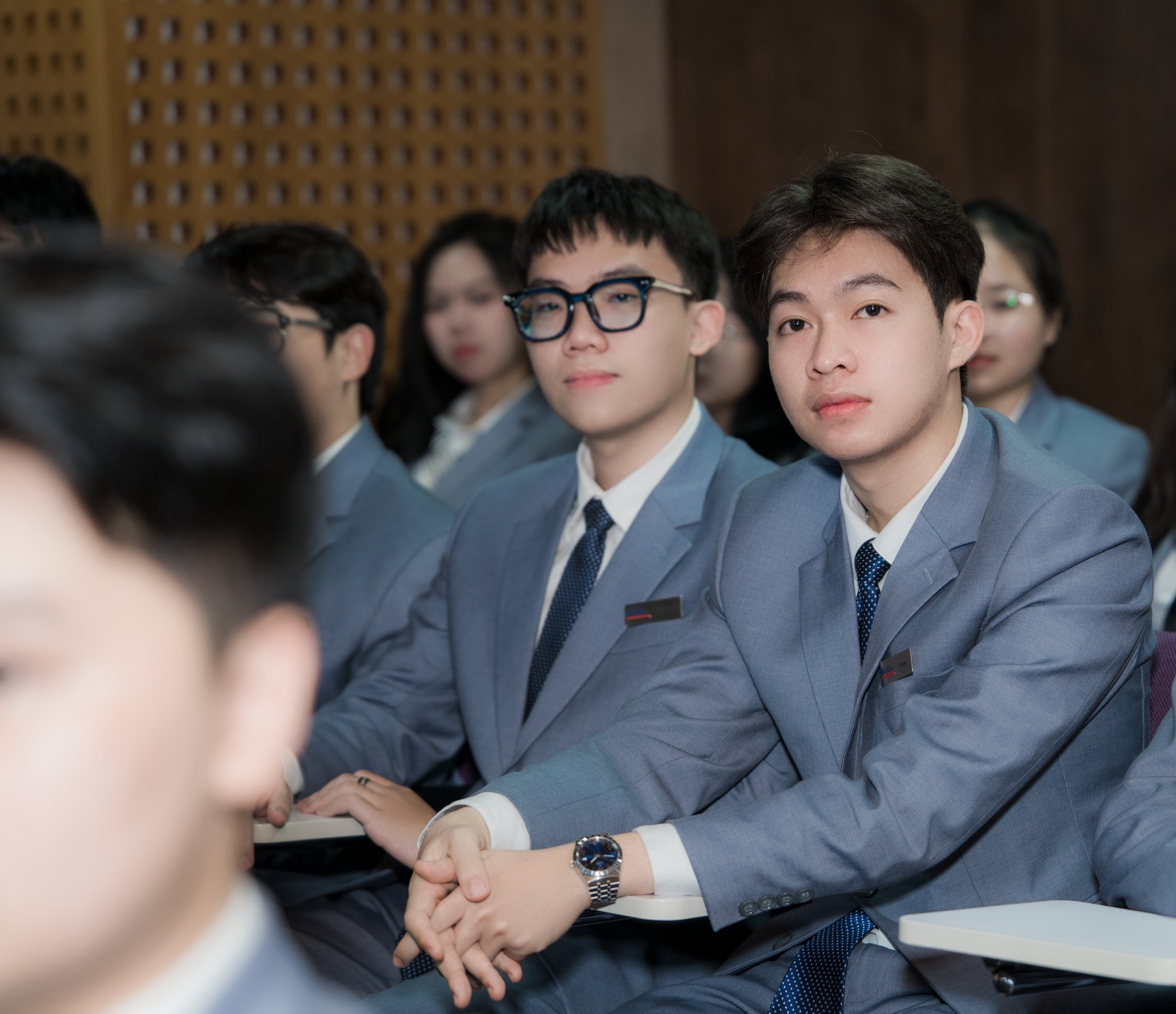 Sinh viên Khoa Du lịch – Nhà hàng – Khách sạn HSU học nghề trực tiếp cùng Tổng Giám đốc Khách sạn Nikko Saigon, tăng trải nghiệm thực tiễn.